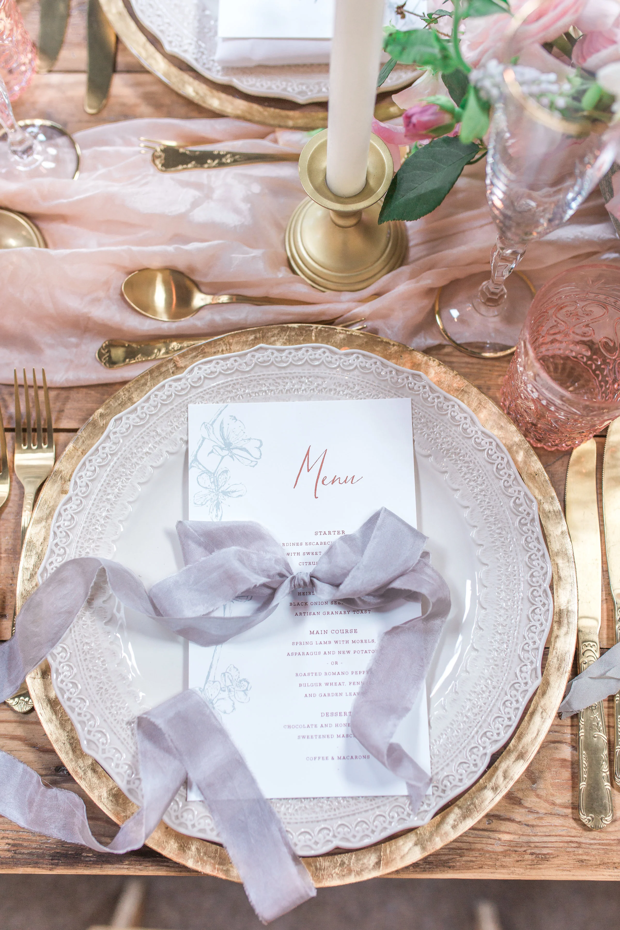 chafford park wedding flowers by Kent florist Jennifer Pinder-75.jpg