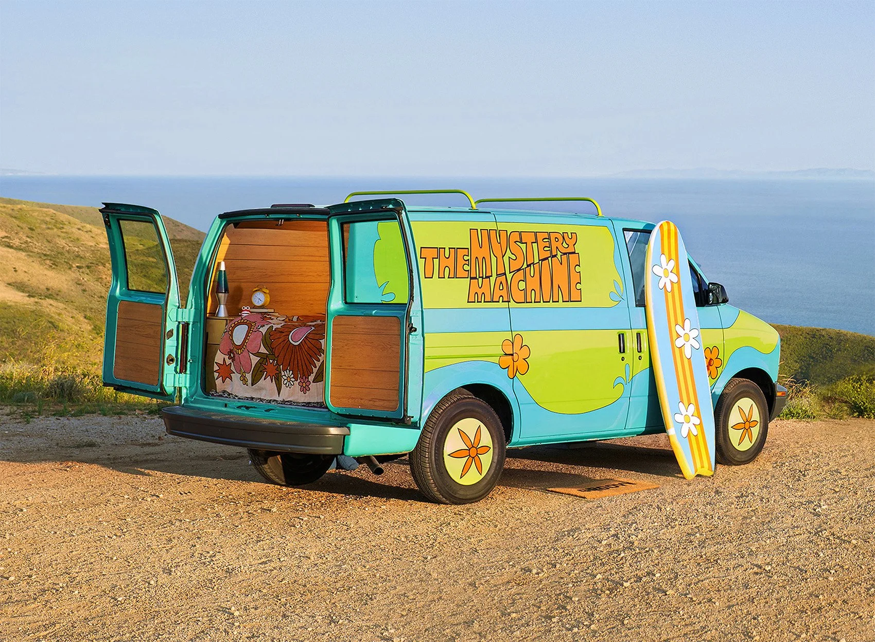 4_Mystery Machine Airbnb.jpg
