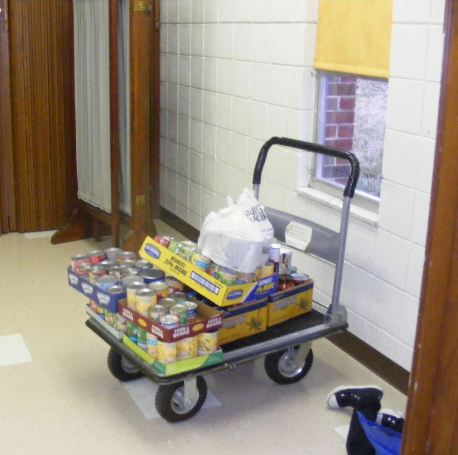 Food Drives Benefit Local Pantries