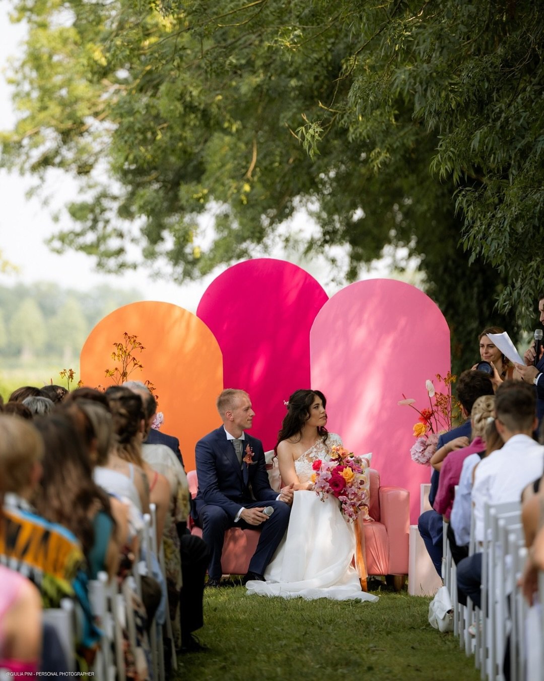 There&rsquo;s something sacred about ceremonies held in nature.
Quiet. Secret. Deeper than words.
We like it that way, and you? 🌱
&bull;
#vineyardwedding #italianwedding #matrimonioinveneto #italianweddingplanner #weddinginveneto #italianvenues