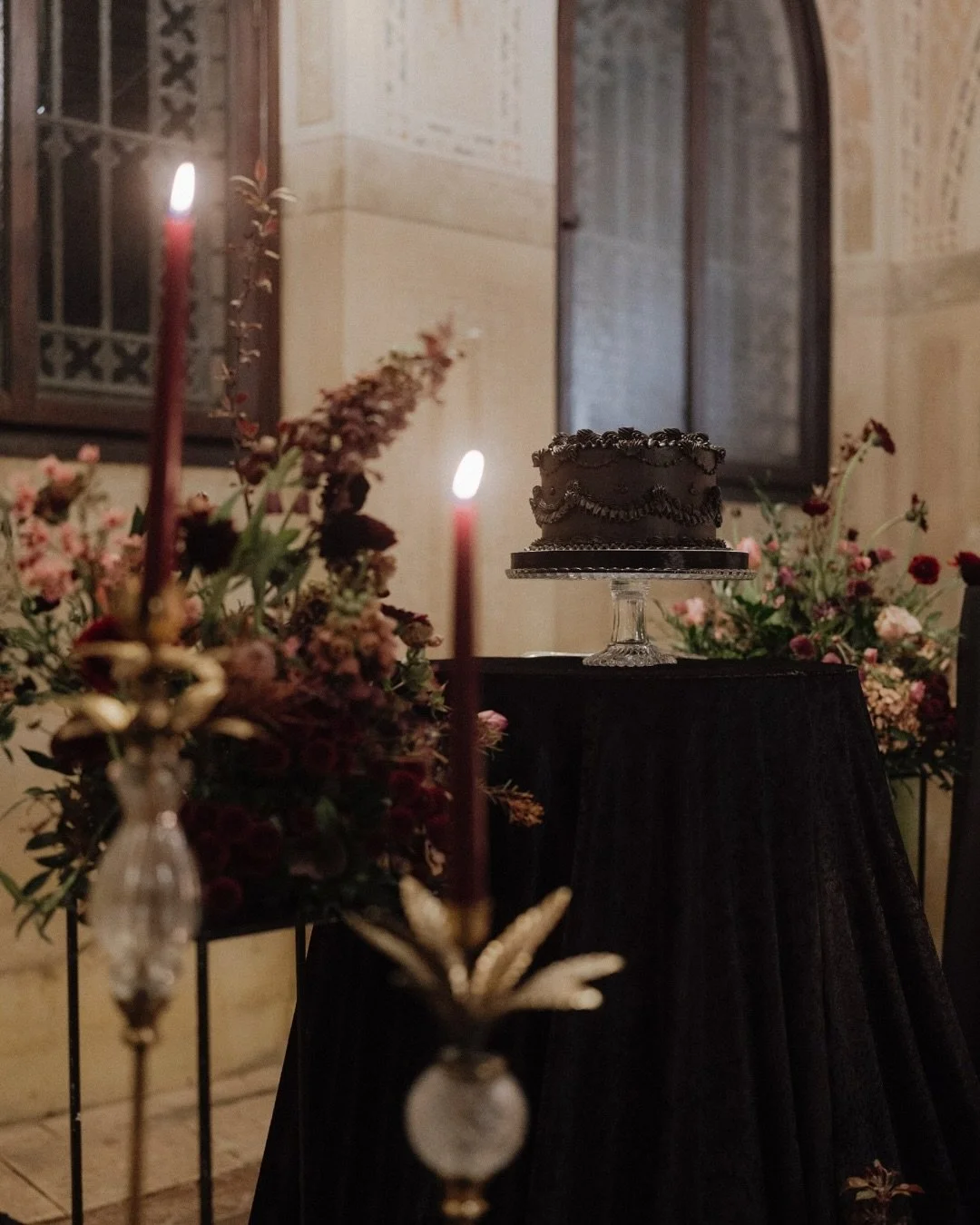 Back in black! 🖤
&bull;
#weddinginveneto #elopementweddingplanner #weddingplannertreviso #italianwedding #blackweddings