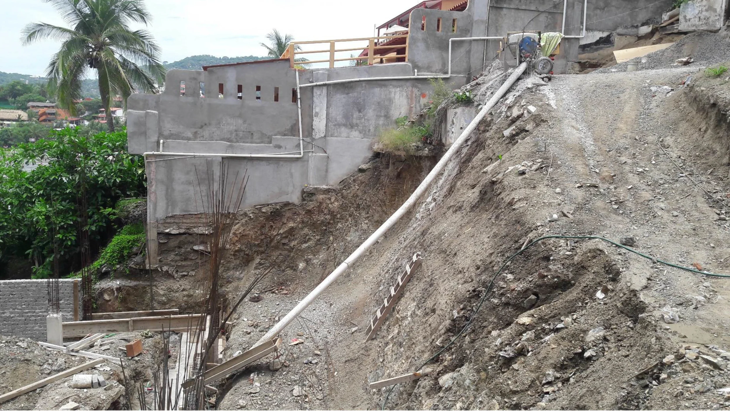 ACAREO DE MEZCLA PARA COLADO DE ZAPATA EDIFICIO “A”