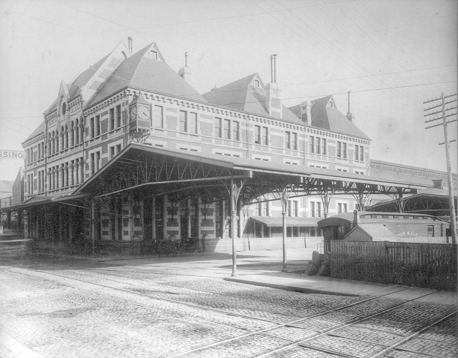 Boston & Albany Railroad Depot in Kneeland Street, before its replacement by South Station in 1900