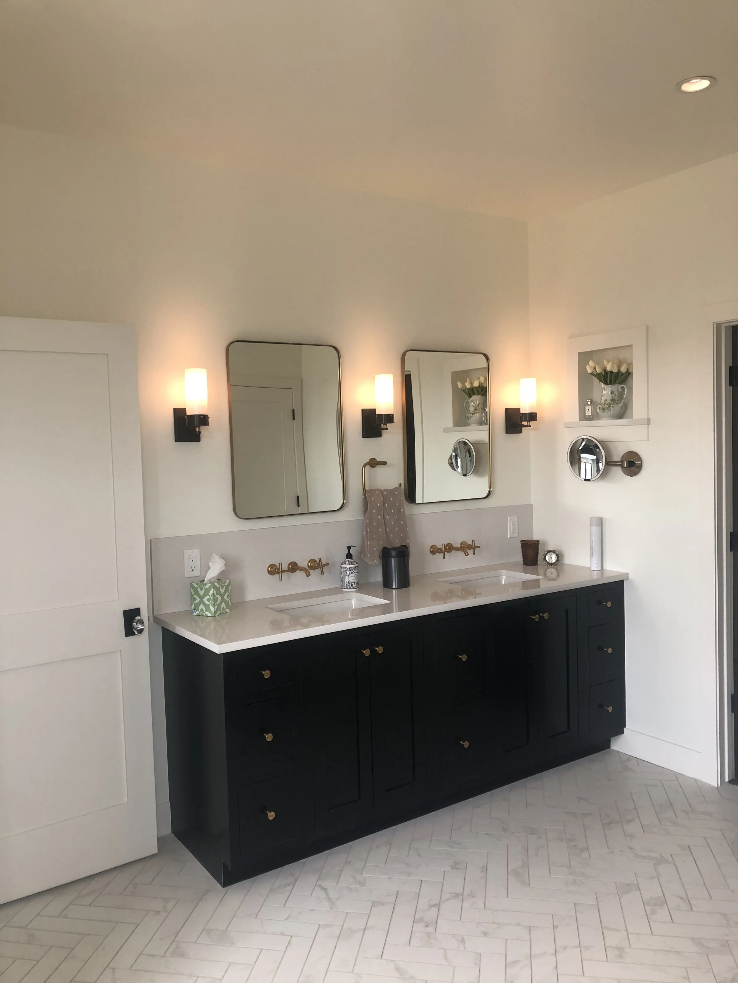 Liana Schmidt Silver Mountain Design