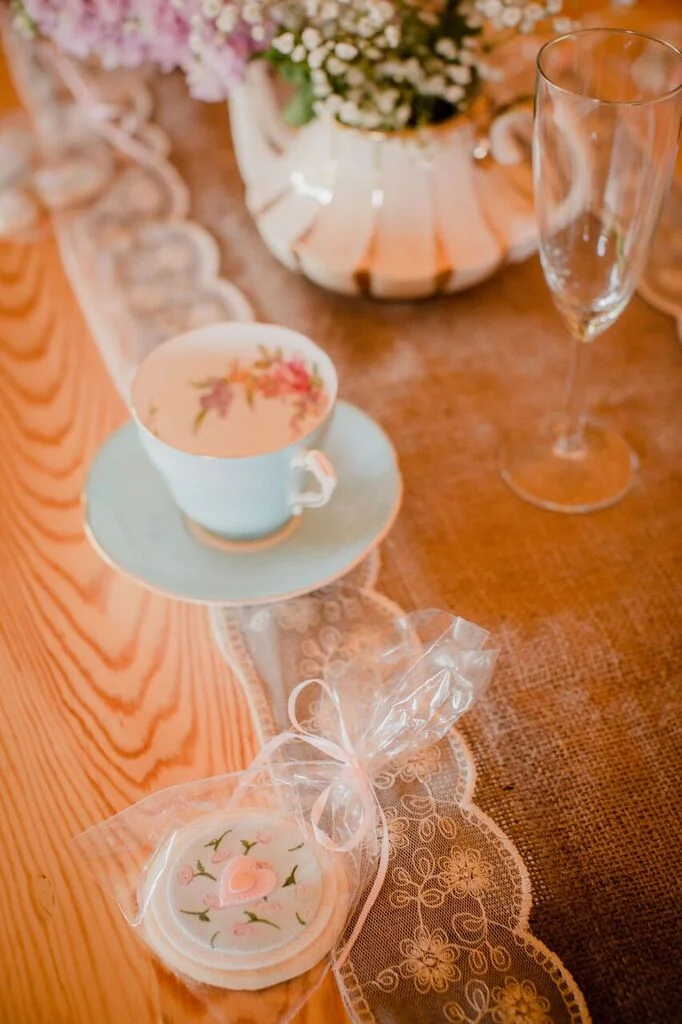 Niche Magazine | Bridgehouse Barn Shoot | Sarah Salotti Photography