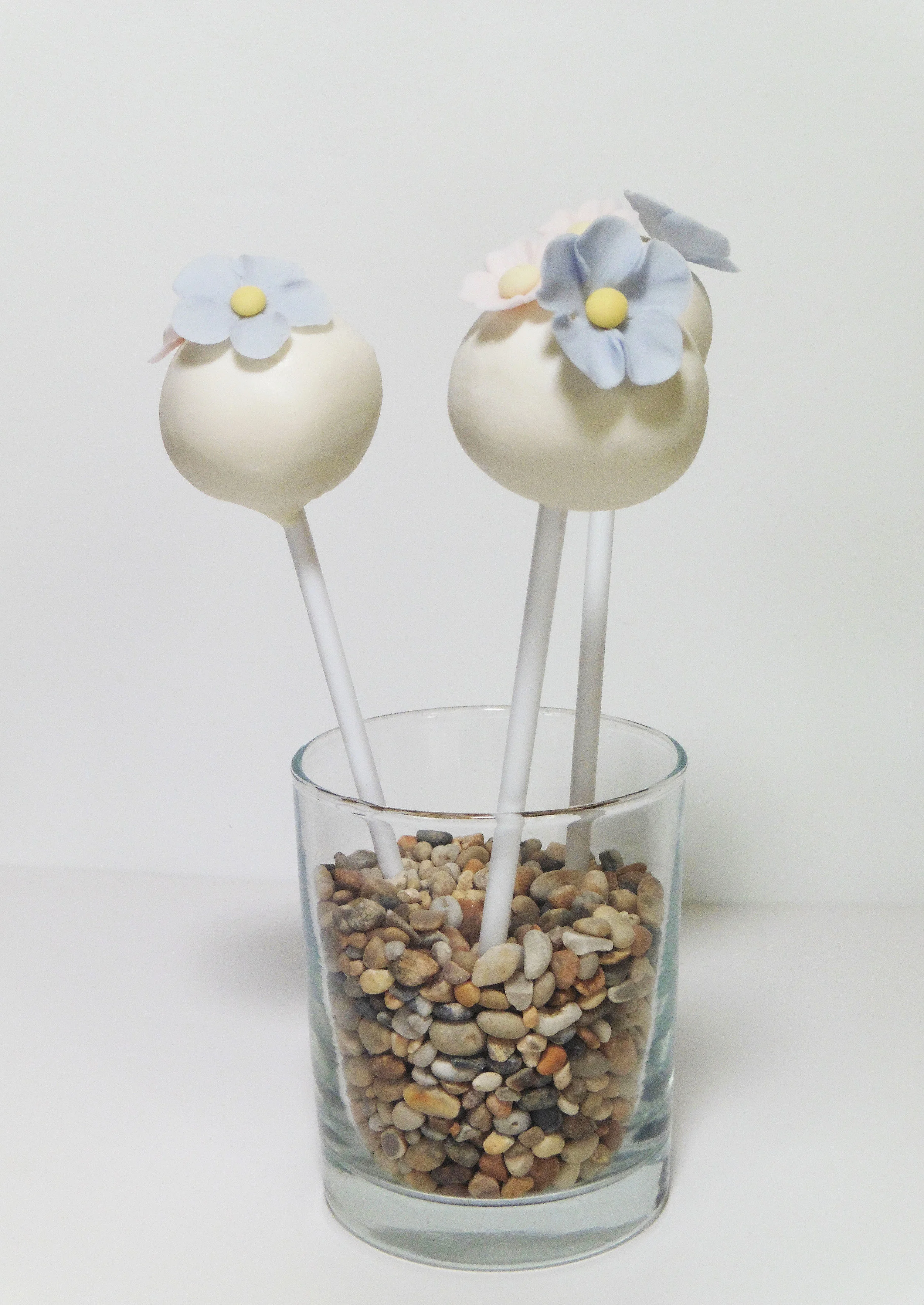 floral cake pops.jpg