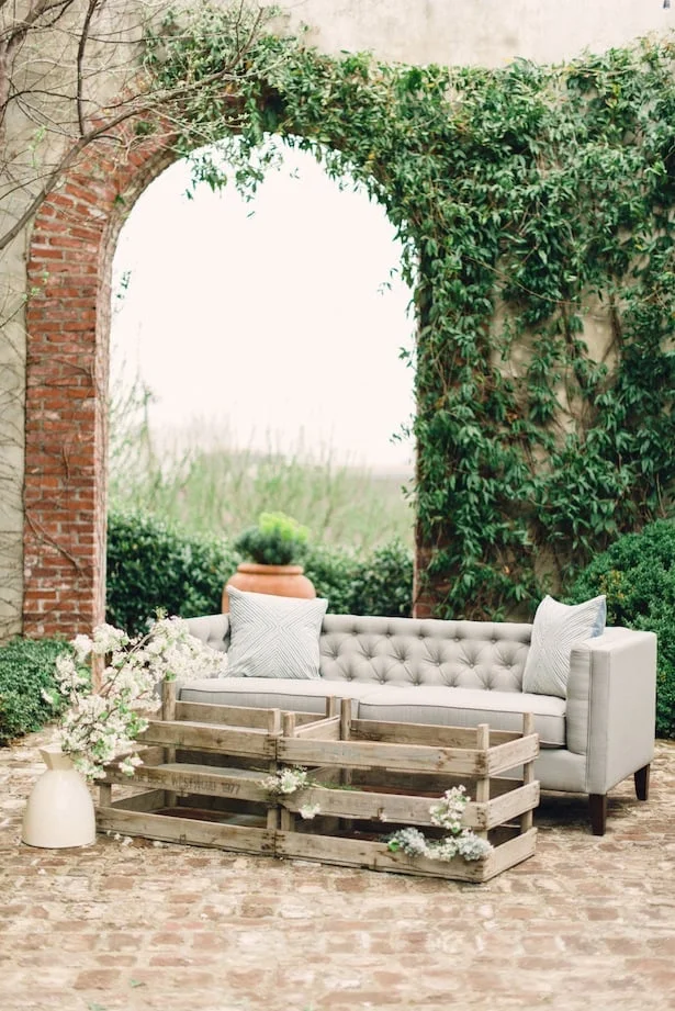 Inspiration Shoot: Les Cometes and Rustic White Photography