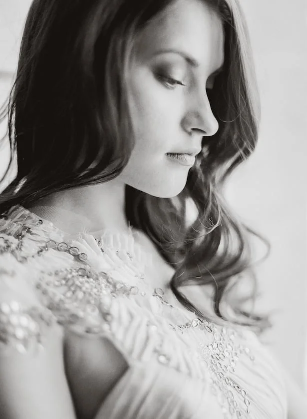 Paris Destination Wedding Photographer | Carol Hannah Le Lumiere Dress | photo by: ARTIESE