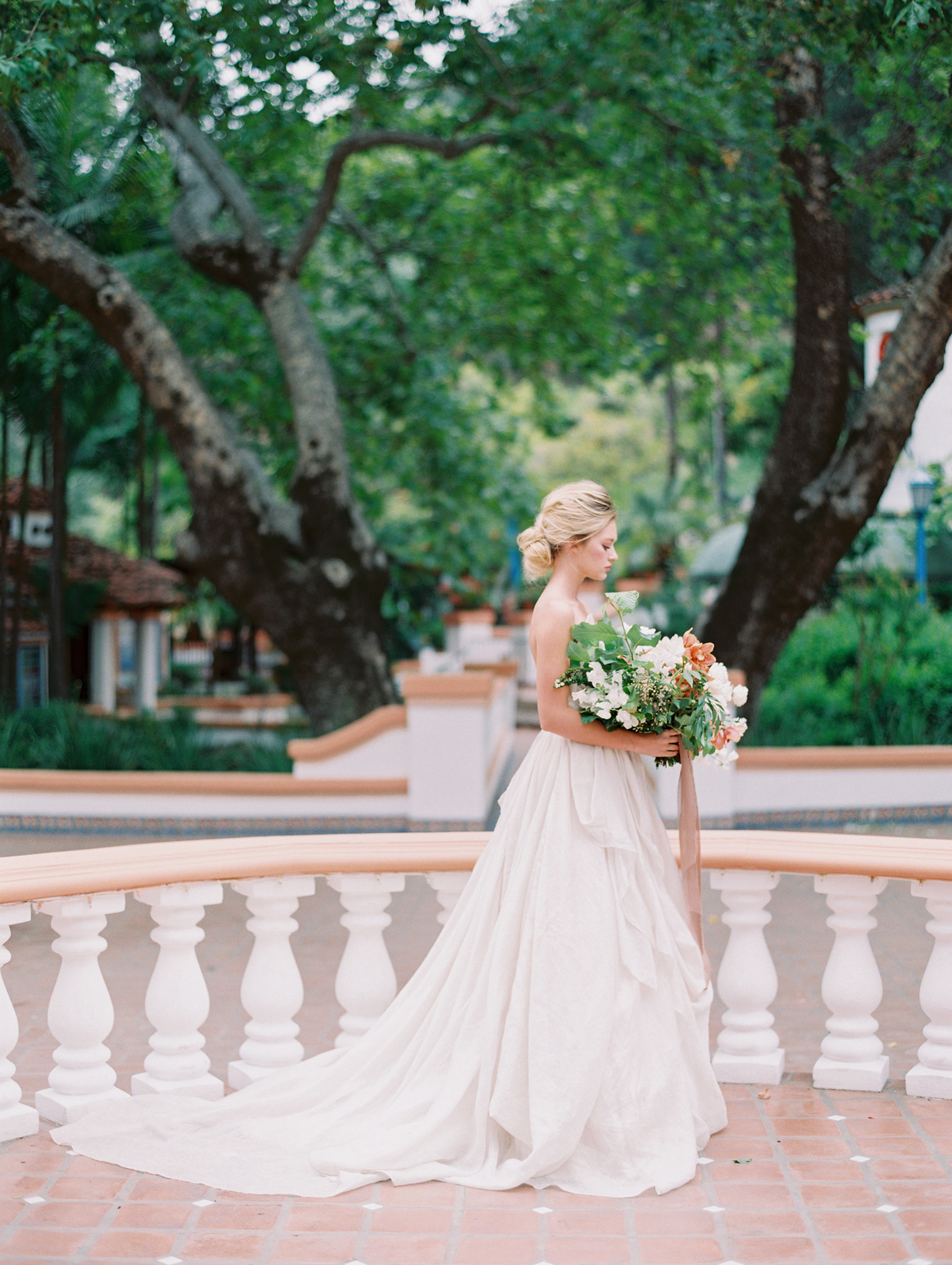 Jon Cu86- Rancho-Las-Lomas-california-film-wedding-bride-groom-spanish-peach.jpg