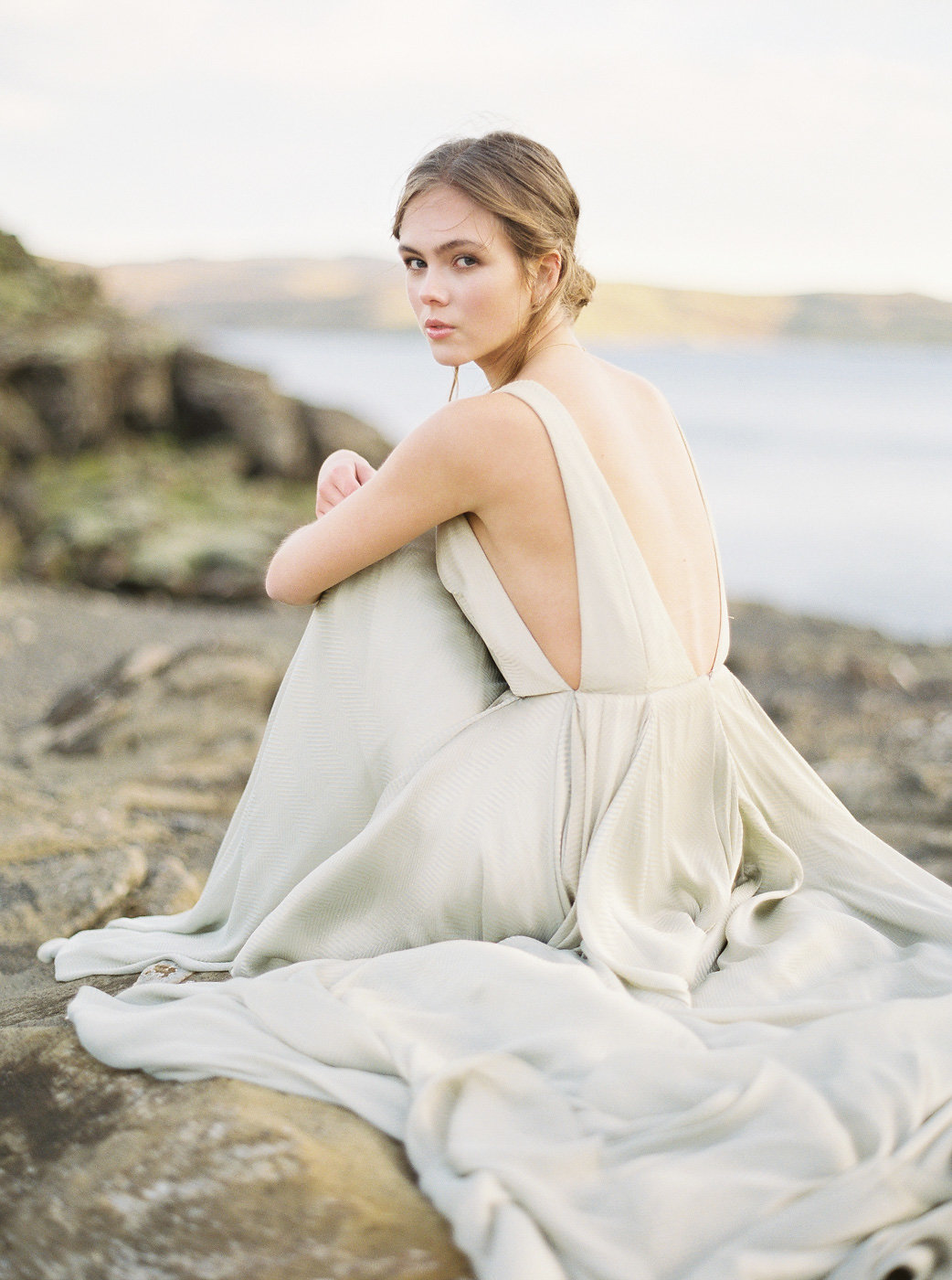 Carol Hannah Bridal Azurite Gown NguyenTakeba_Iceland NguyenTakeba_IcelandBridalPortraits-1044.jpg