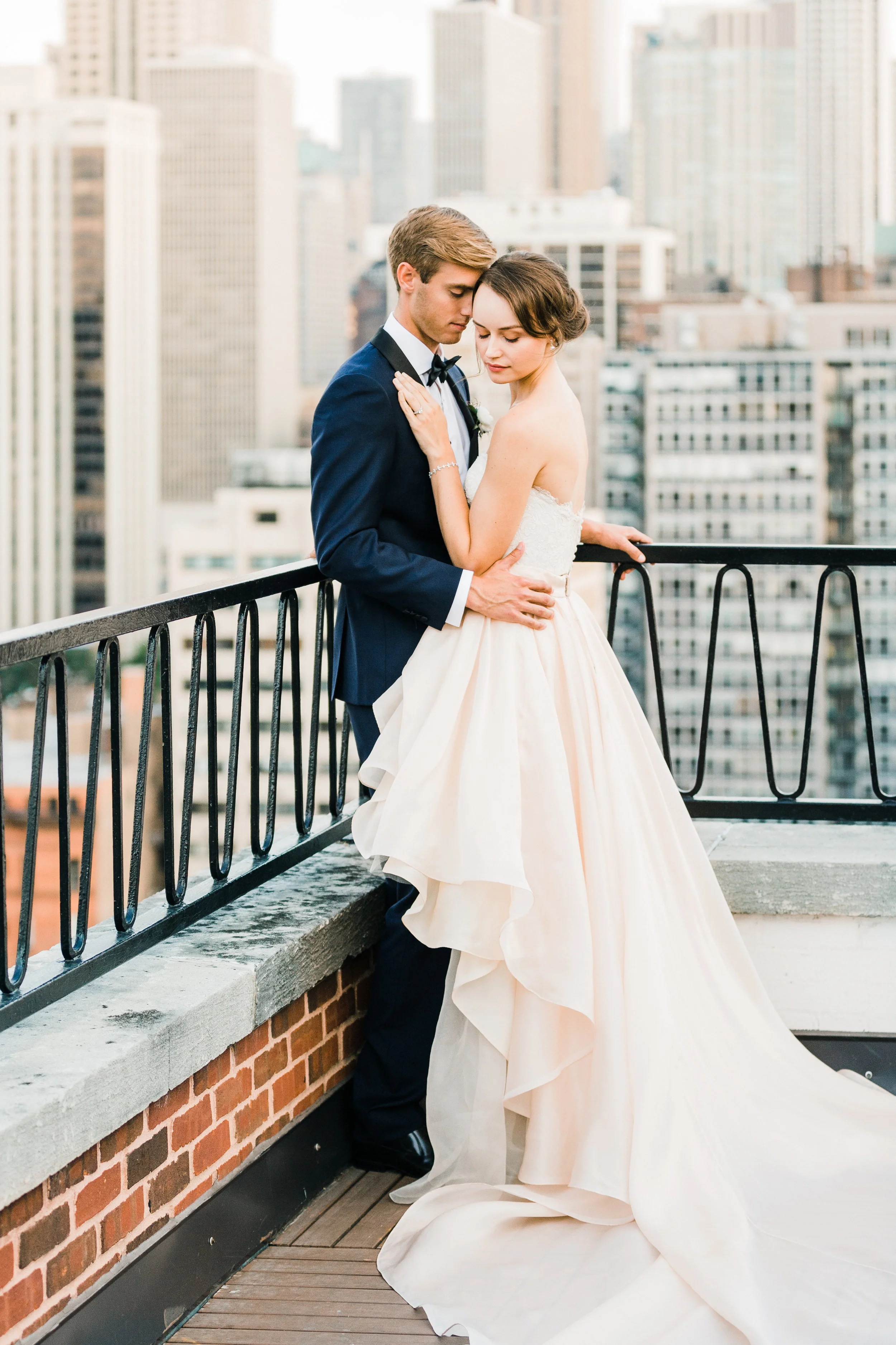 AmbassadorChicagoStyledShoot_080817_DMT-190.jpg