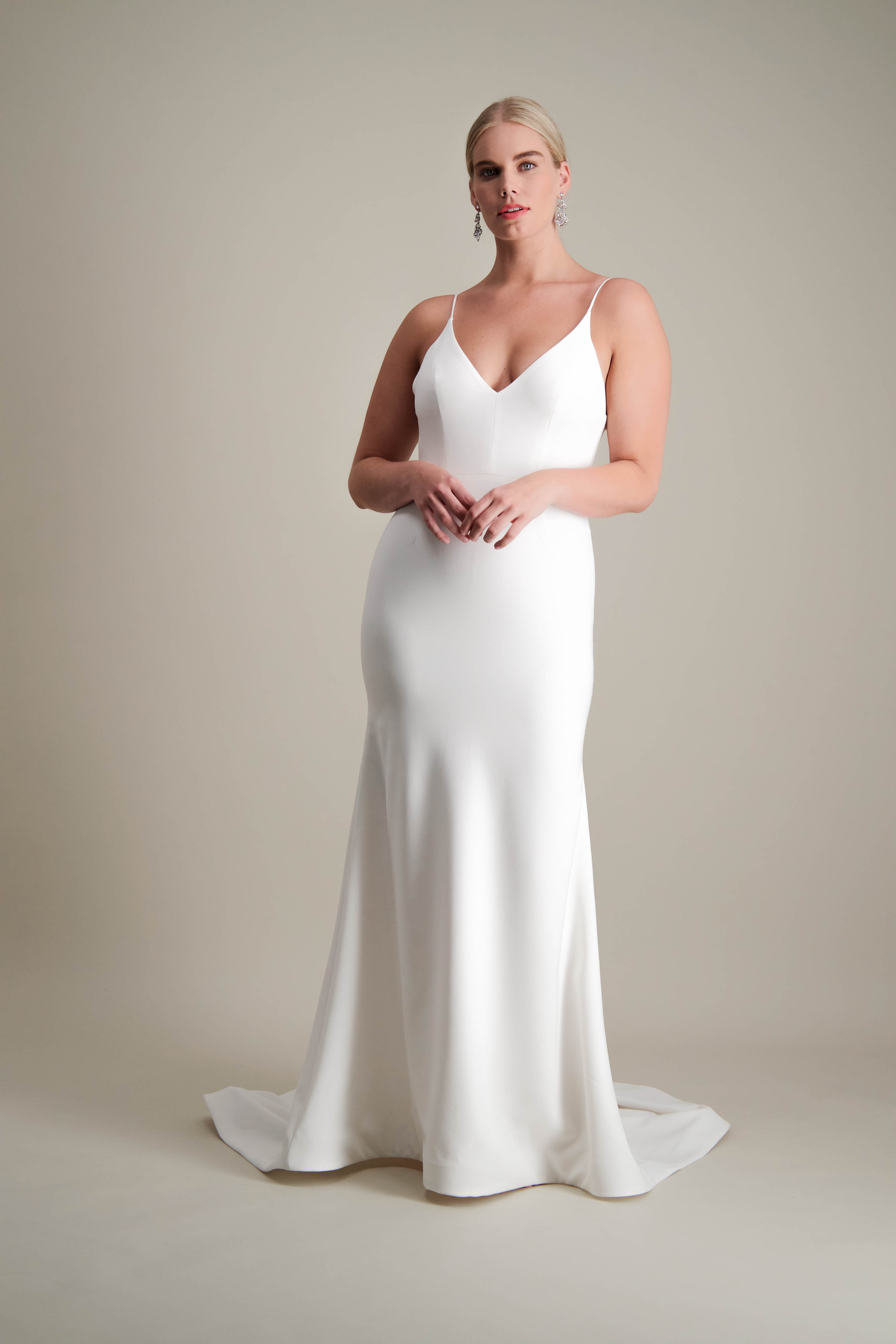 Islet gown fitted modern sleek wedding dress 1.jpg