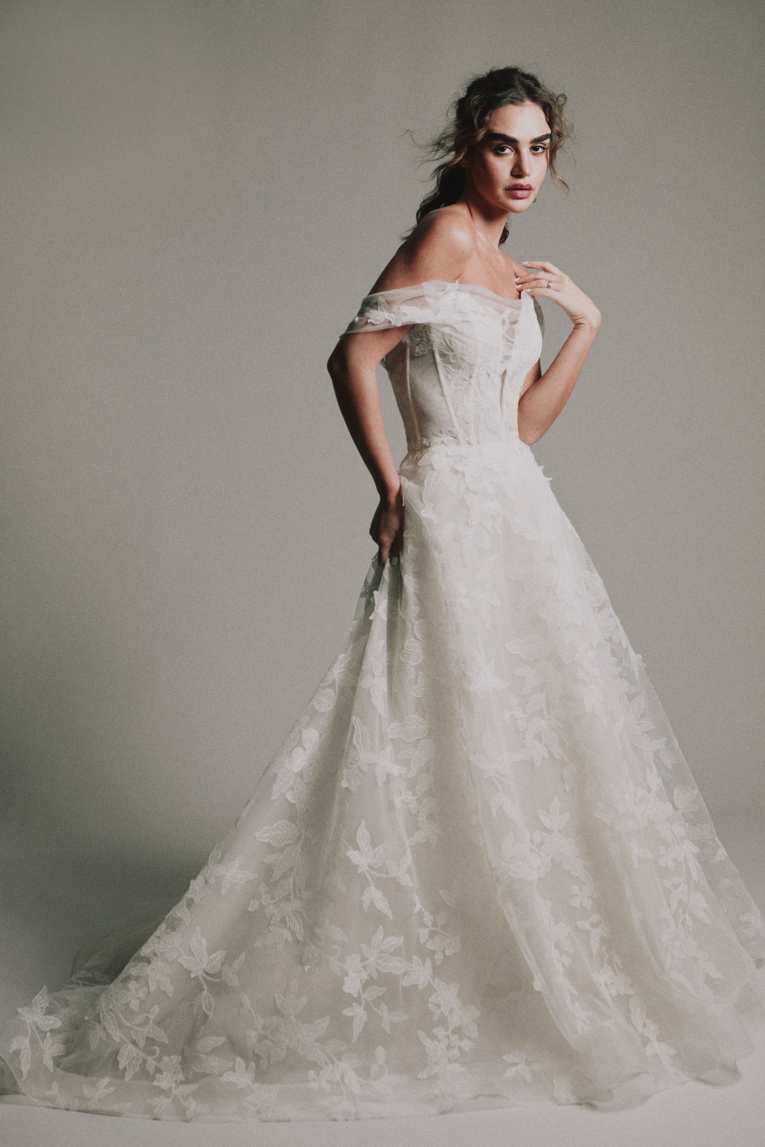 Aurora lace wedding dress front .jpg