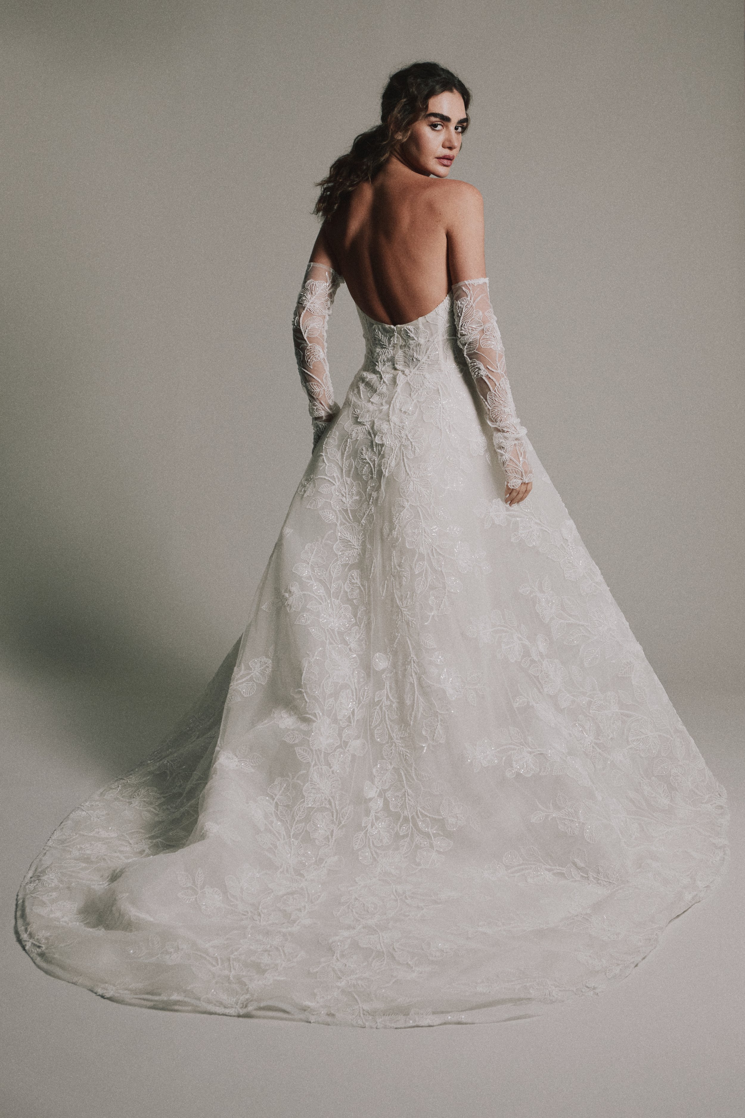 Neva wedding dress back.jpg