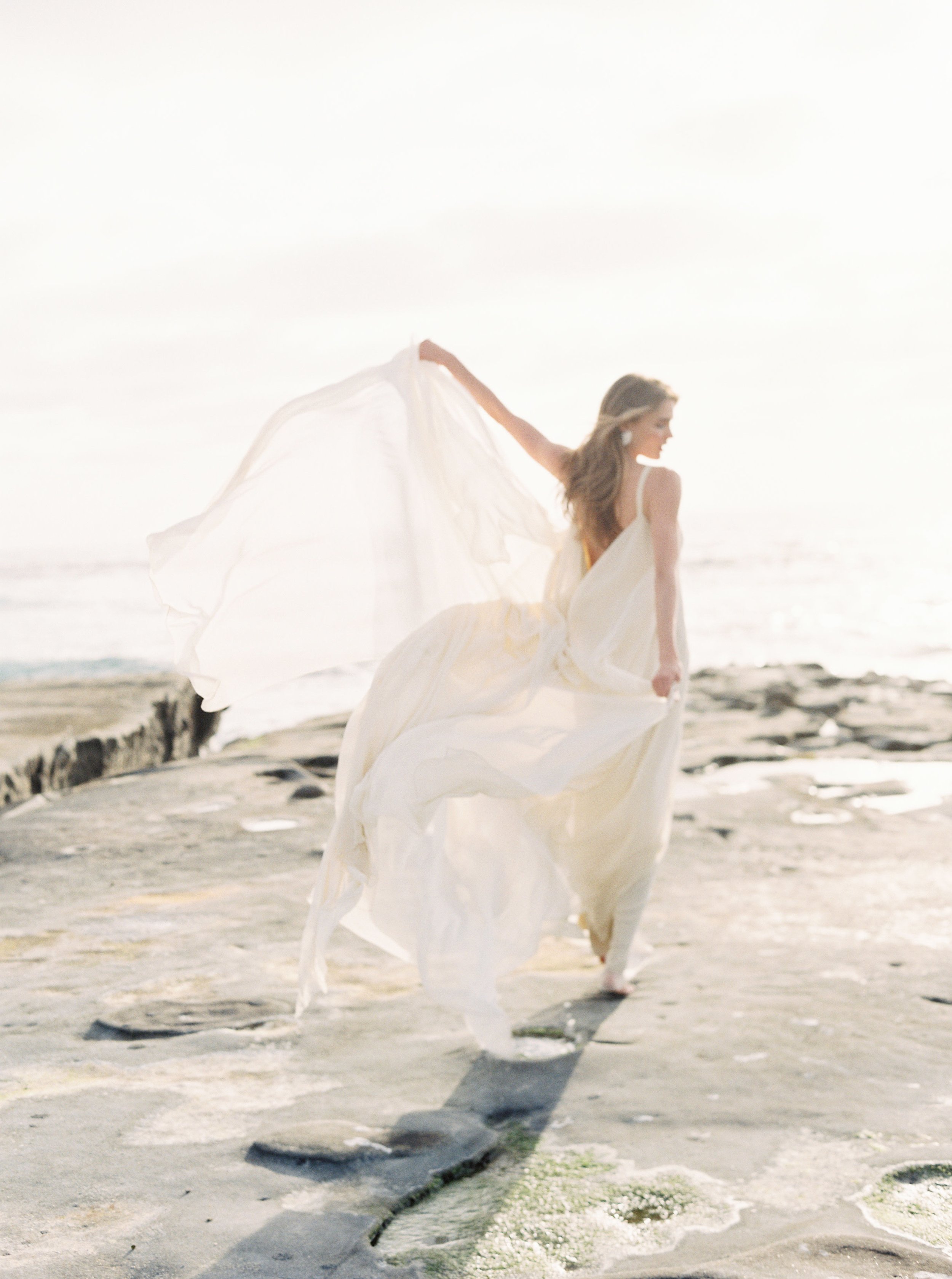 Celestine flowy chiffon beach wedding dress5.jpg