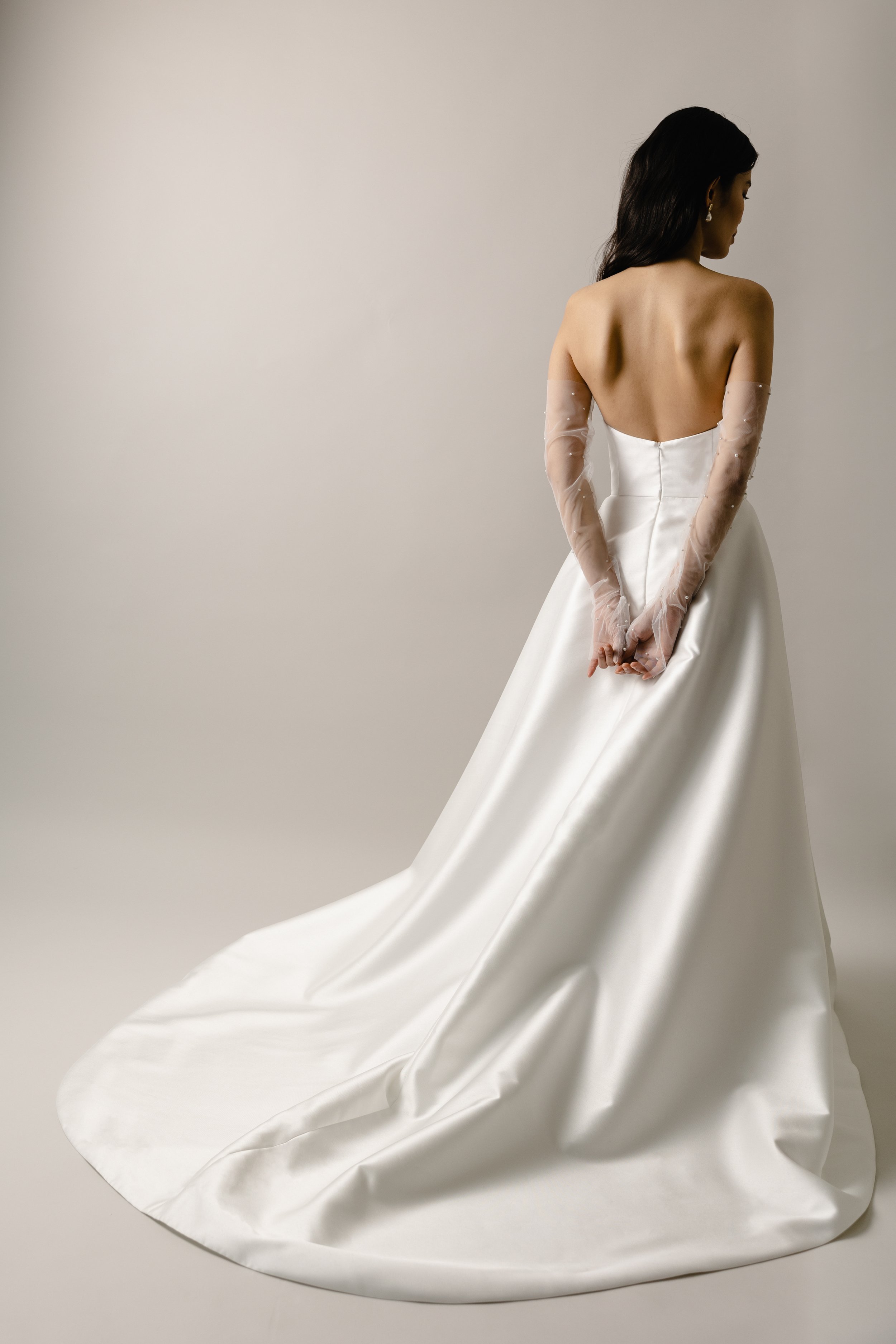 Wyatt cateye bodice wedding dress with slit4.jpg
