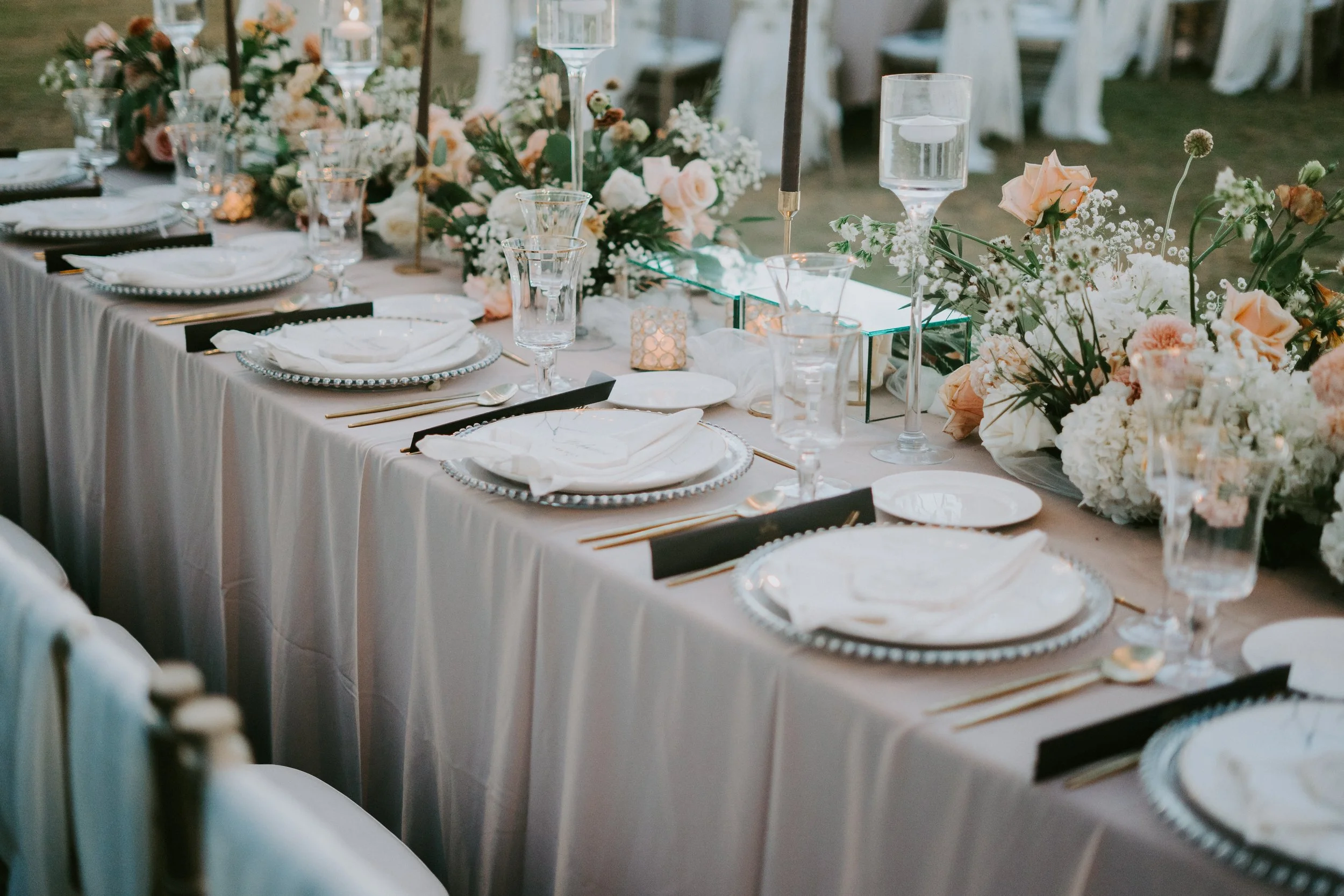 decorated-table-setting-wedding-celebration.jpg