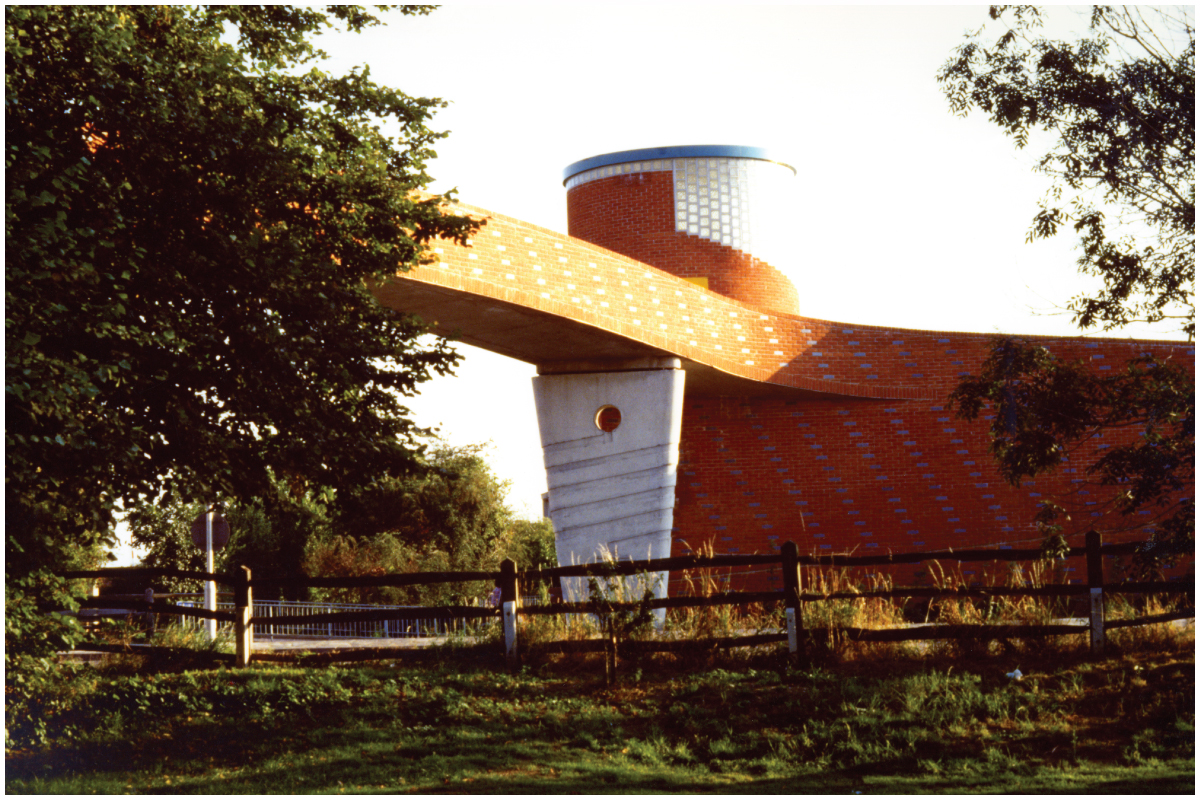 Chichester_Bridge.jpg