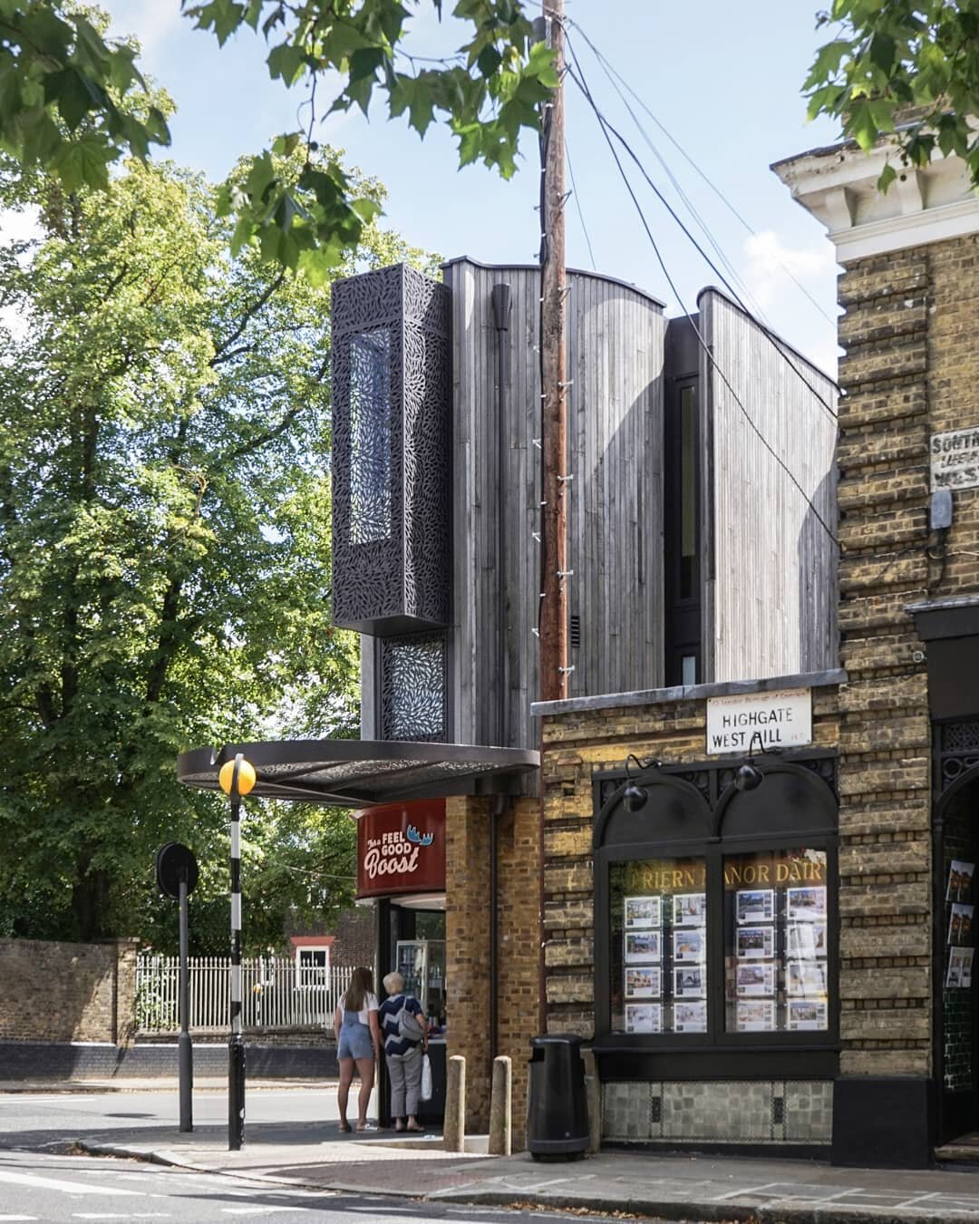 69 Highgate High Street

#birdsportchmouthrussum #riba&nbsp;#ribaawards&nbsp;#architecture&nbsp;#architecturalphotography&nbsp;#architecturedaily
#design&nbsp;#archdaily&nbsp;#dezeen #london #architecturelovers #modernhouse #contemporaryhome #housear