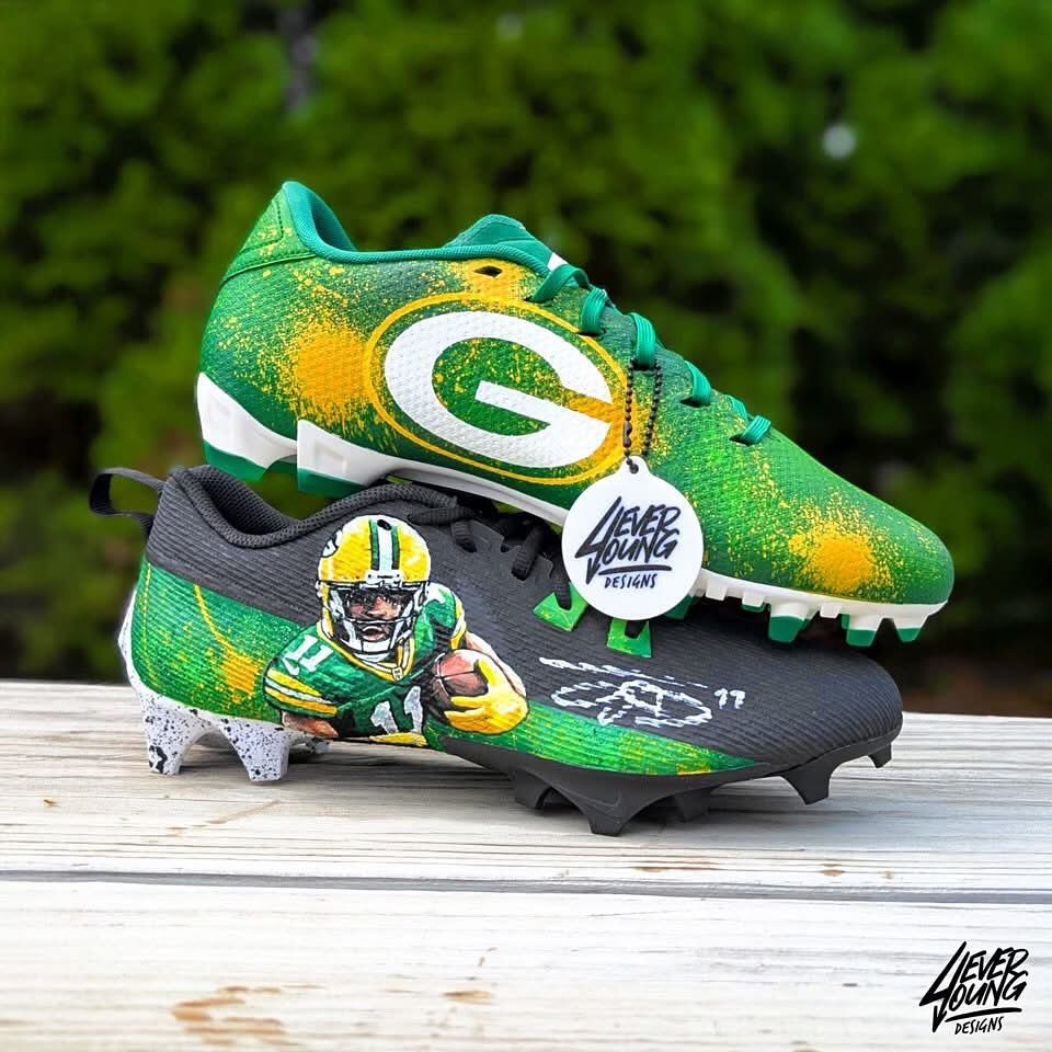 Honored to have been invited back to Jayden Reed&rsquo;s Youth Football Camp at Green Bay Southwest. I live painted some kicks during the event and met some awesome people. I also had the opportunity to customize some cleats that were signed and give