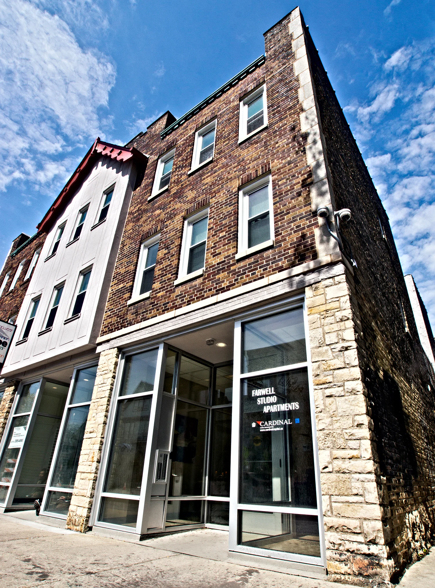 Farwell Studio Apartments