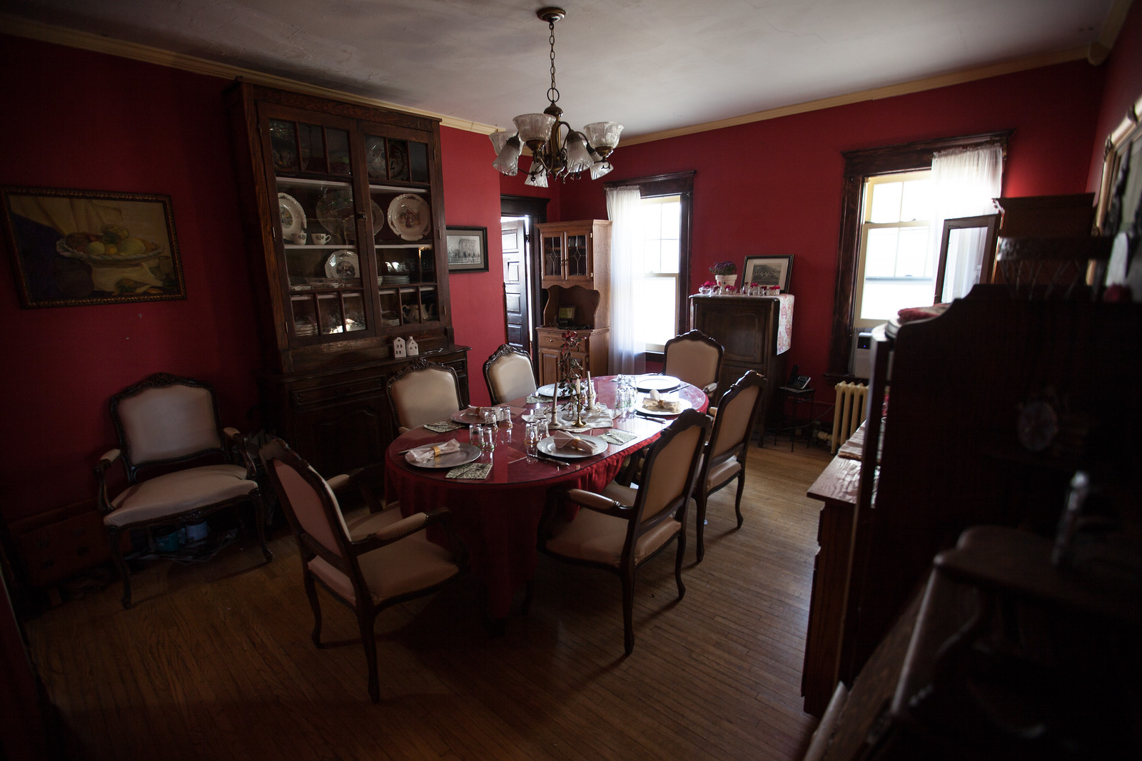 Dining room where guests can eat (Thomas Snook House)