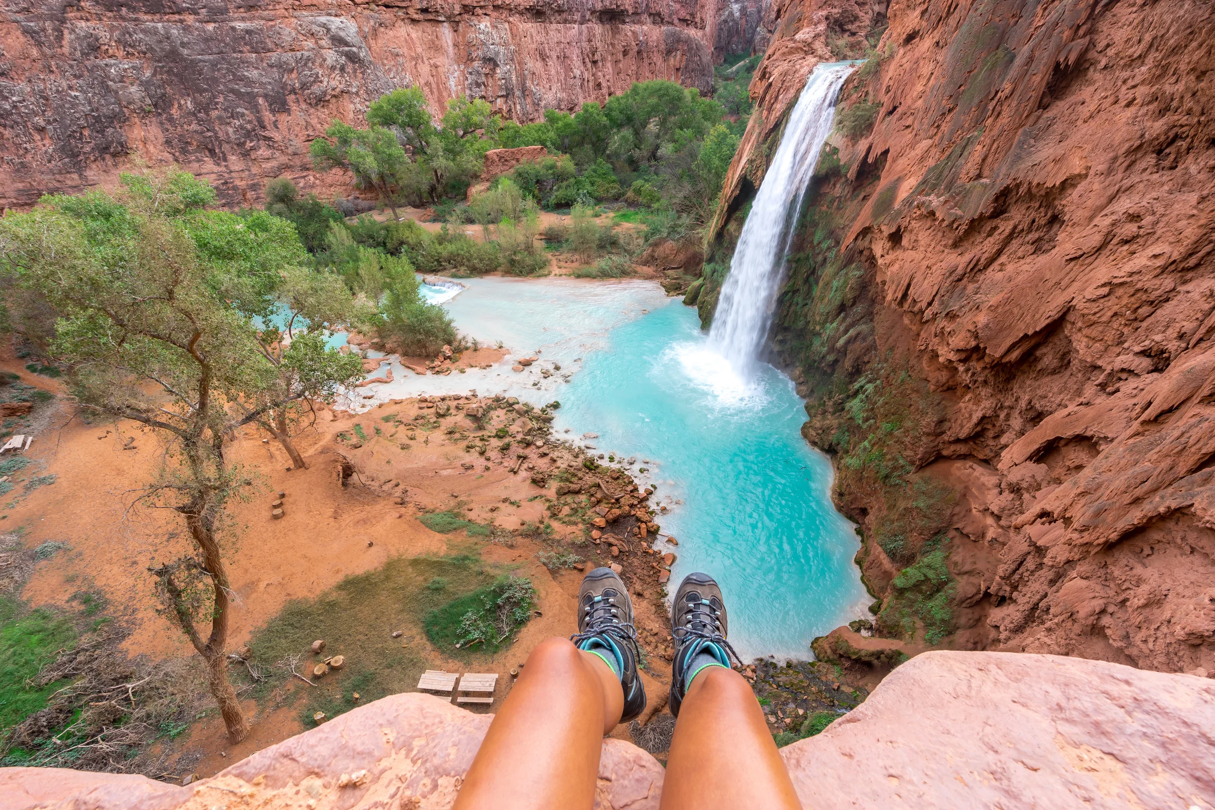 Havasu Falls is a sight for sore eyes after the 10 mile trek into the canyon. Take some time to rest your legs and admire the incredible contrast of the brilliant blue water and the stunning sandstone landscape.