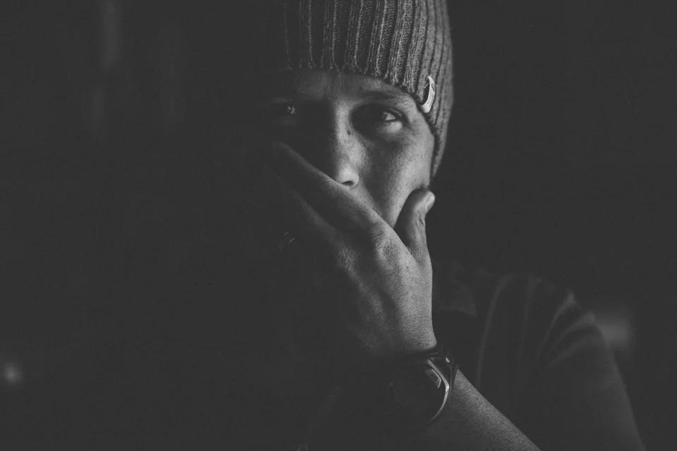 Dark Profile_1 (1 of 1).jpg
