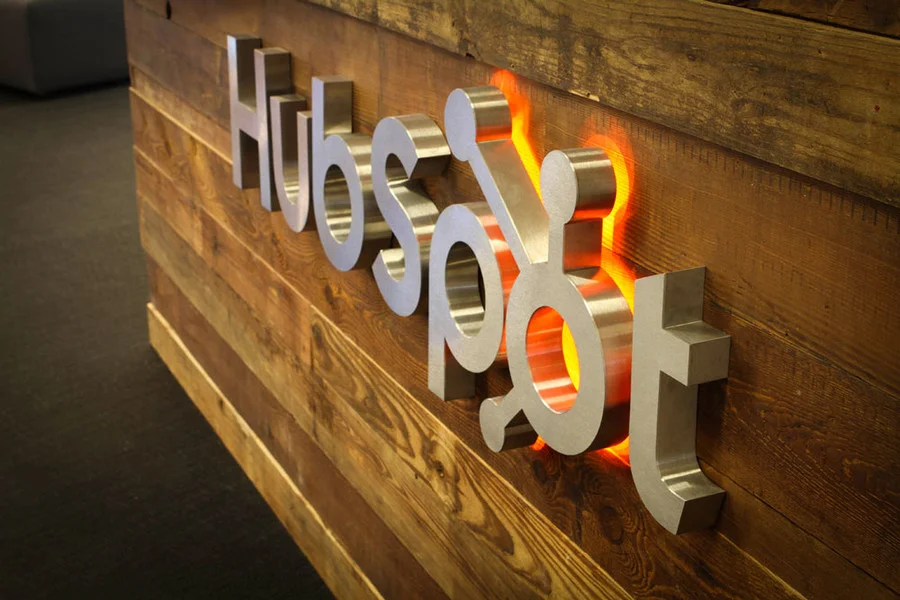 How HubSpot Helps B2B Sales Reps Connect with Prospects