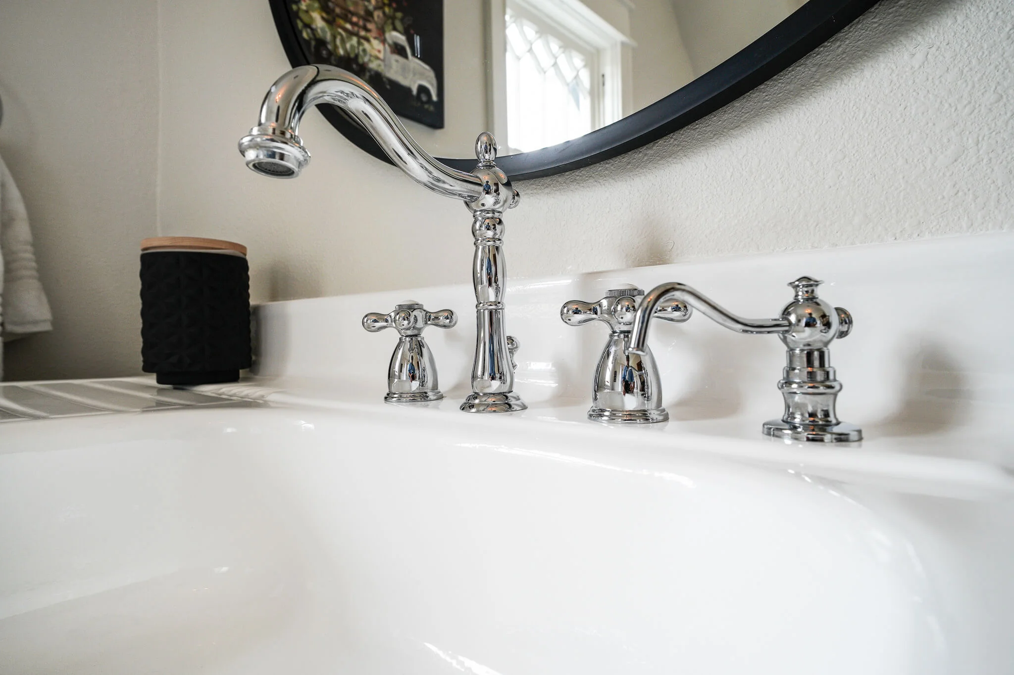 Upstairs Bathroom Fixtures.jpg
