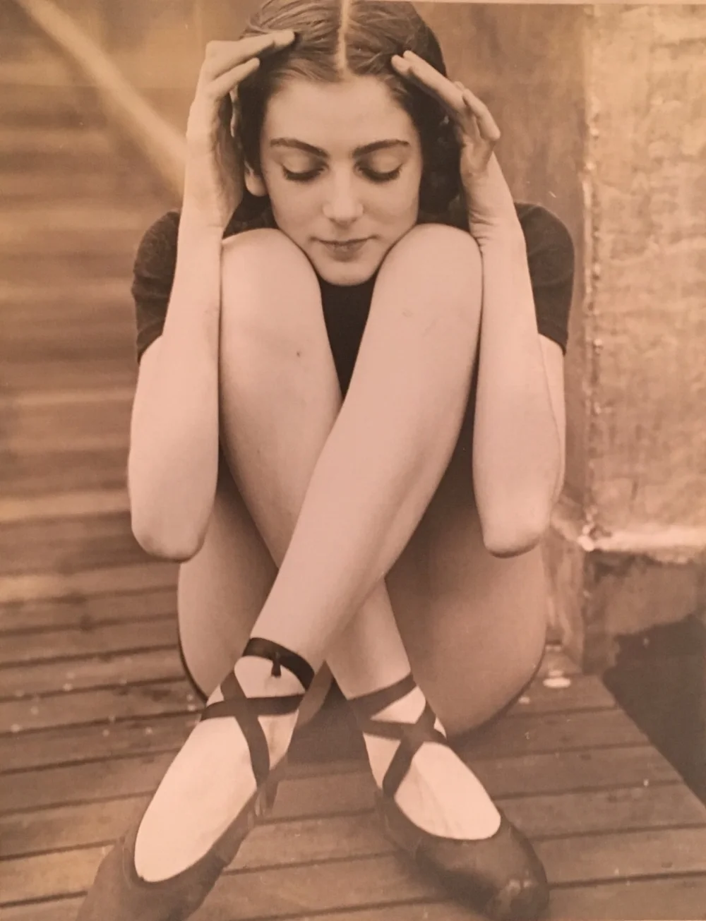 Carmen dell'Orefice at Jan Balet's house in the Hamptons, ca. 1946