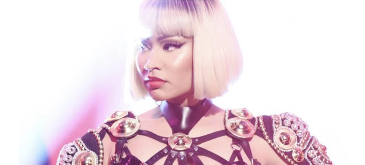 Nicki Minaj @nickiminaj