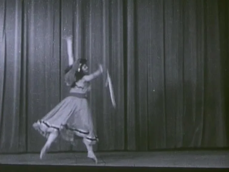 V56+Actualitatea+artistica+1955.jpg