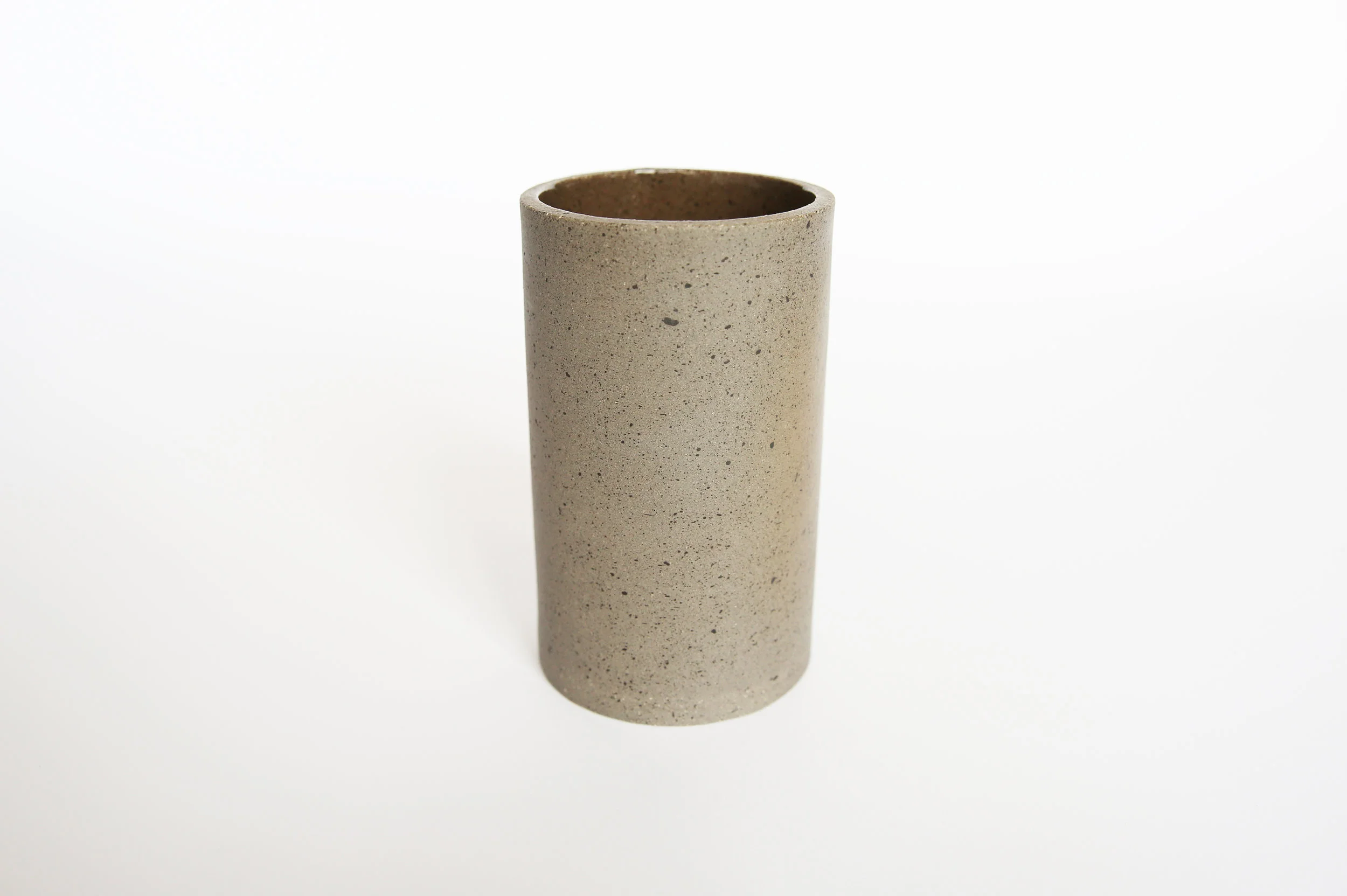 ella_vase03.jpg