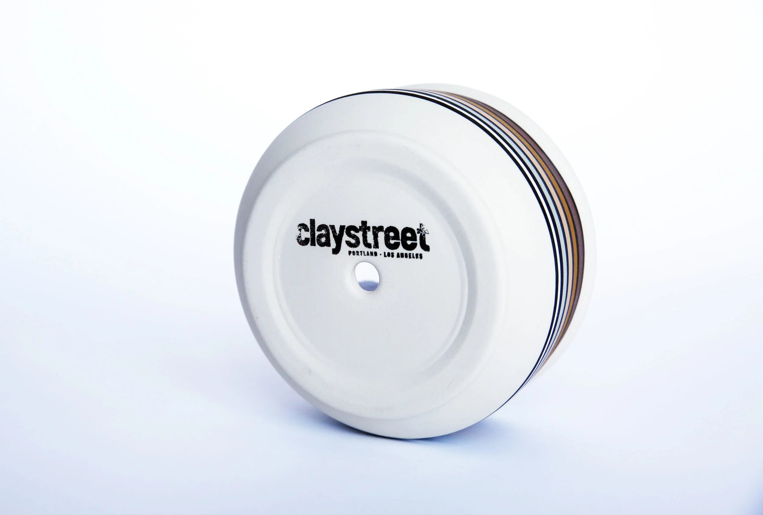 claystreetmediumplanter03.jpg