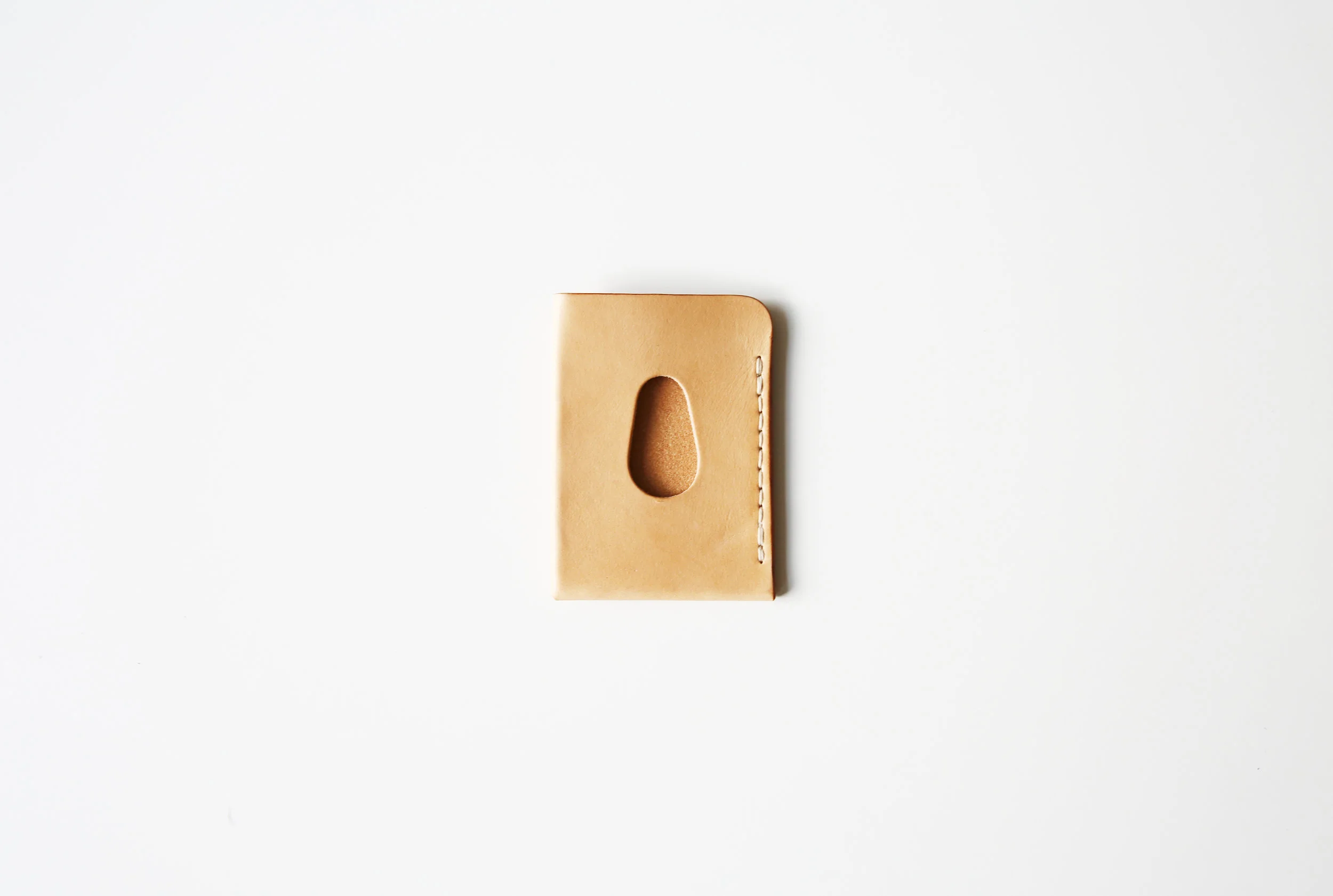 simontuntelder_verticalcardholder_04.jpg