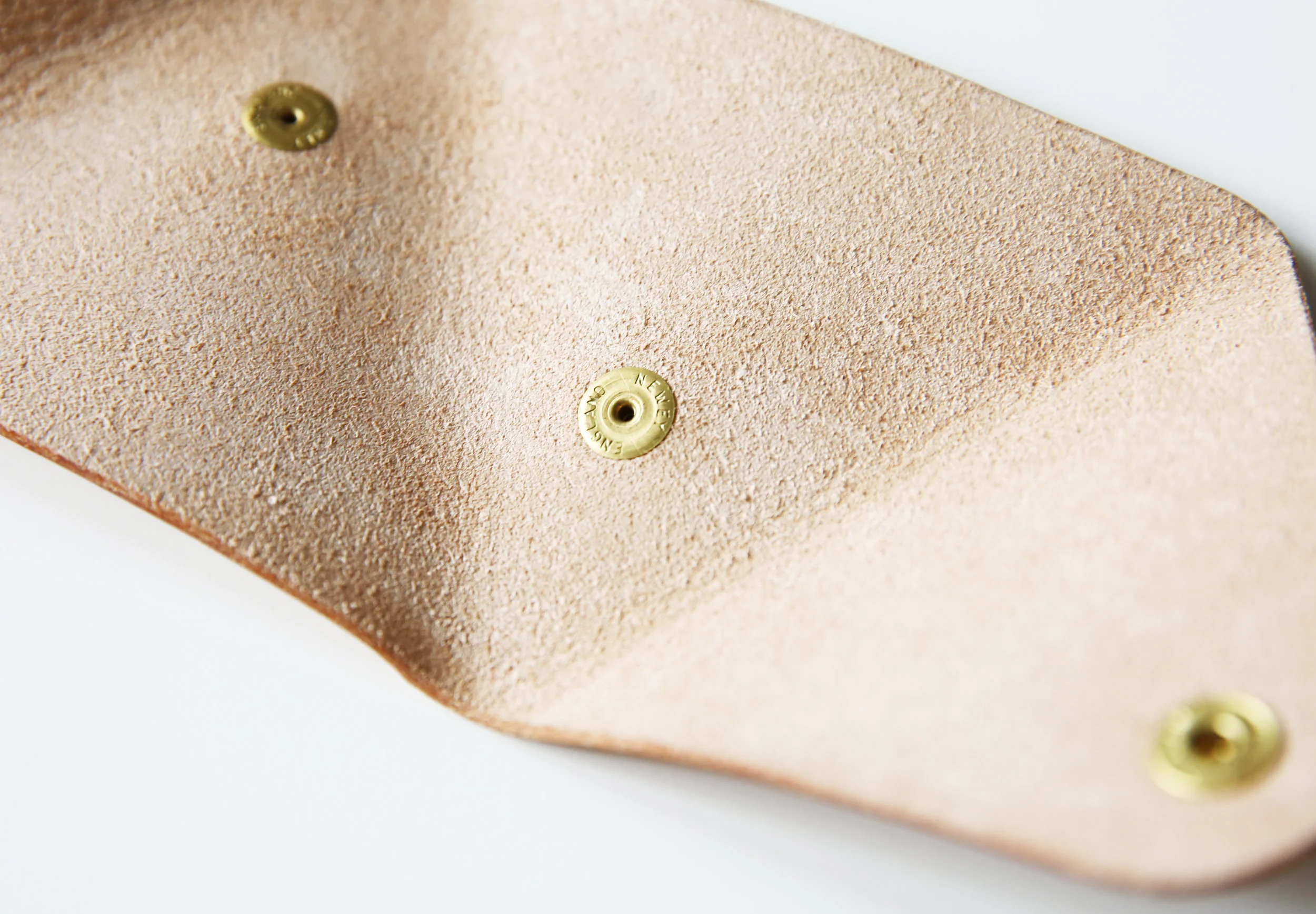 simontuntelder_triangularcoinpouch_02.jpg