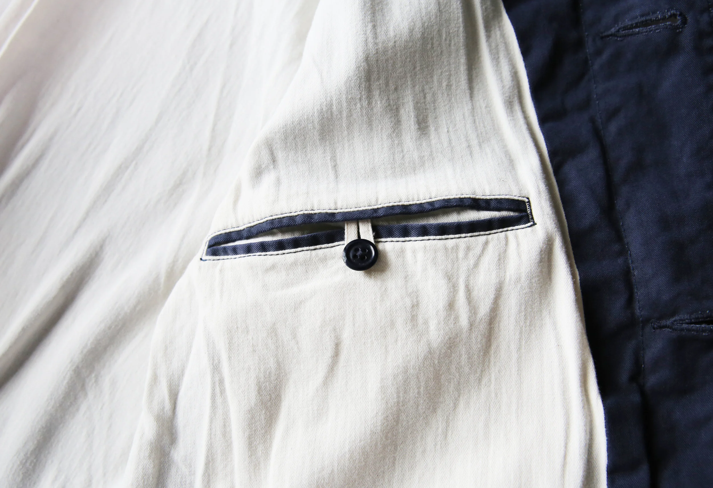 masterandco_mac_coat_navy01.jpg