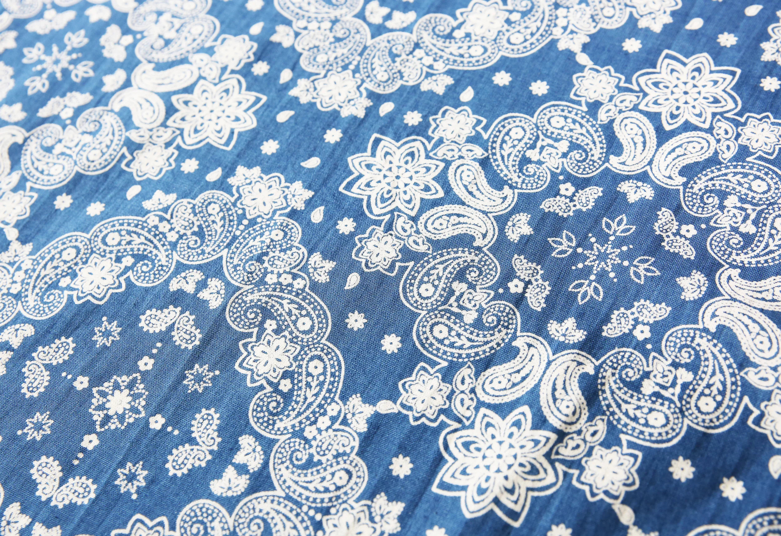 masterandco_bandanas08.jpg
