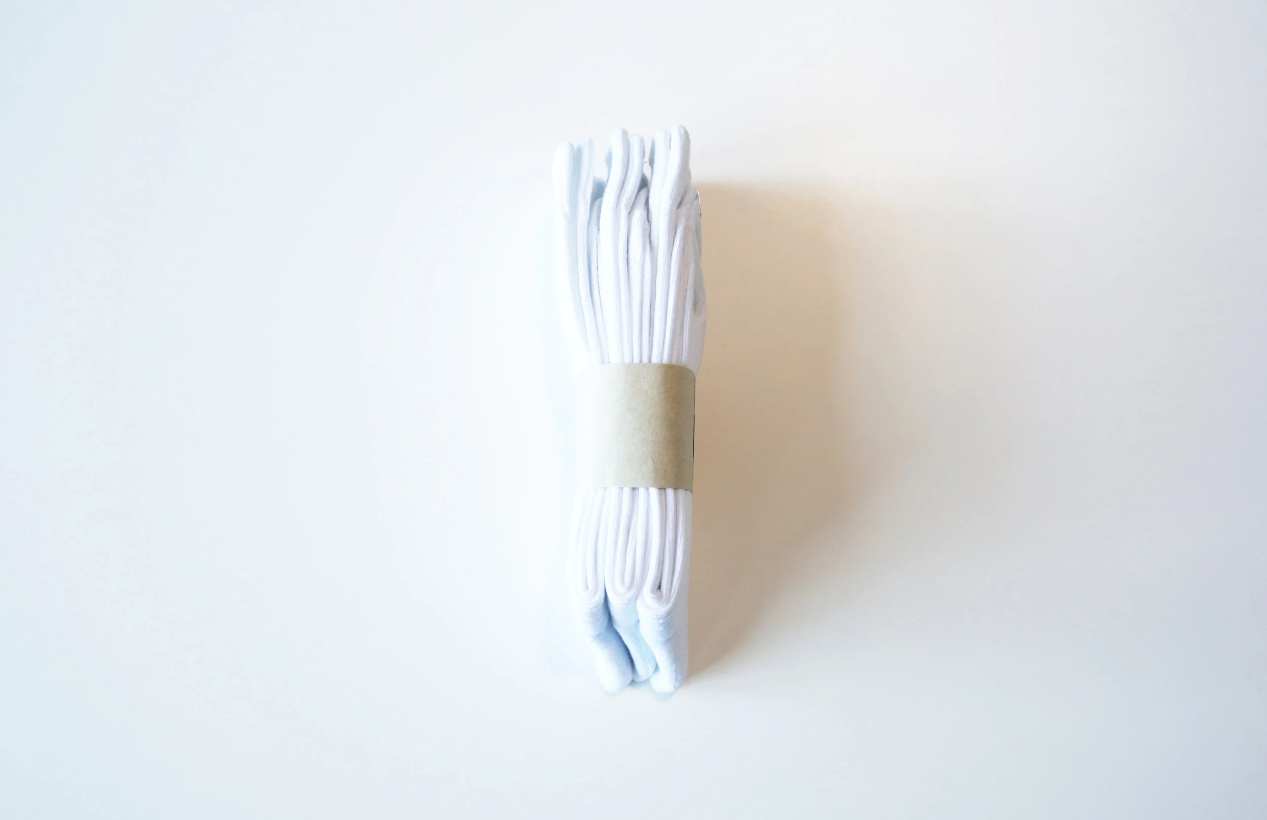 universalproducts_3pack_socks04.jpg