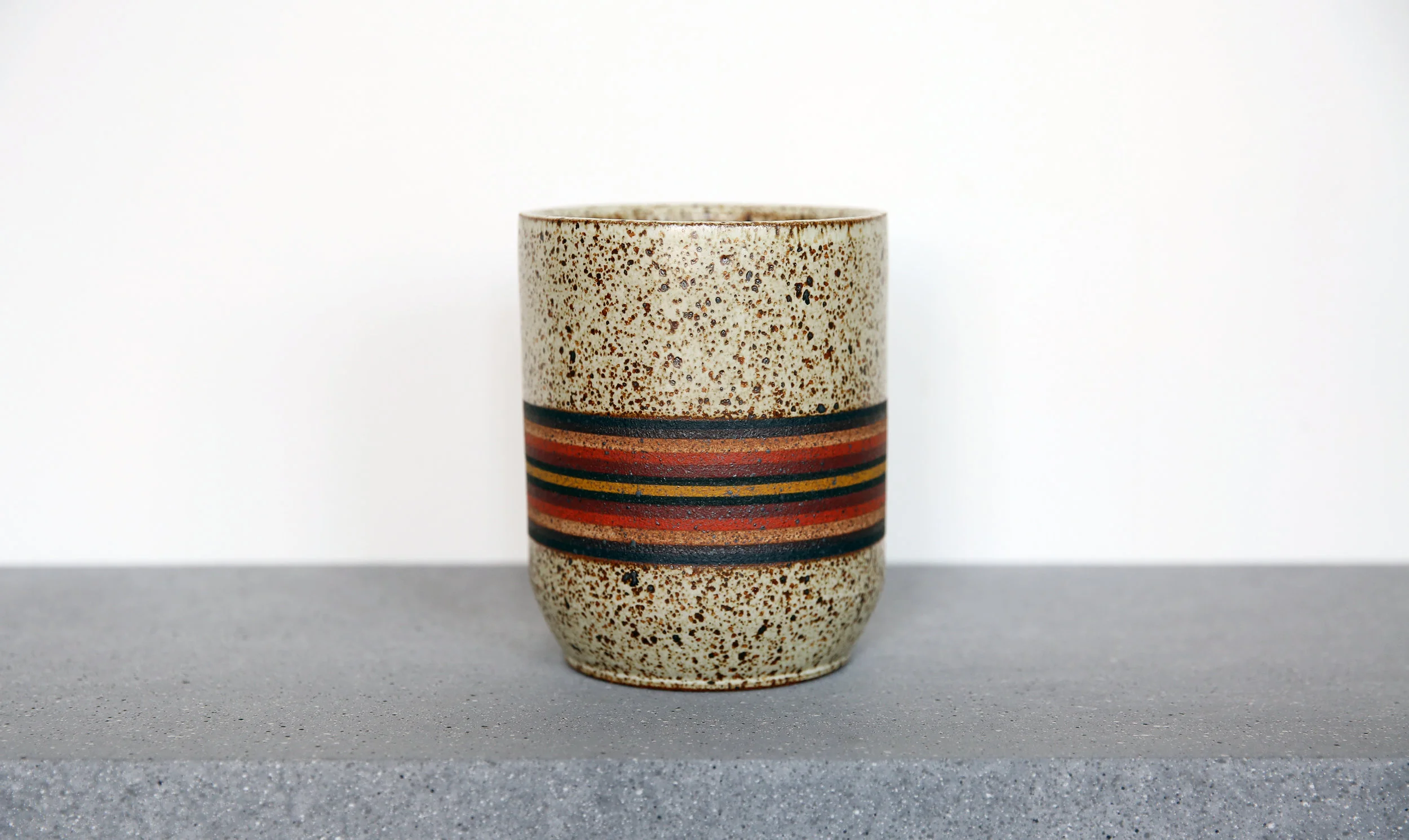 katandroger_utilityvessel_vase01.jpg