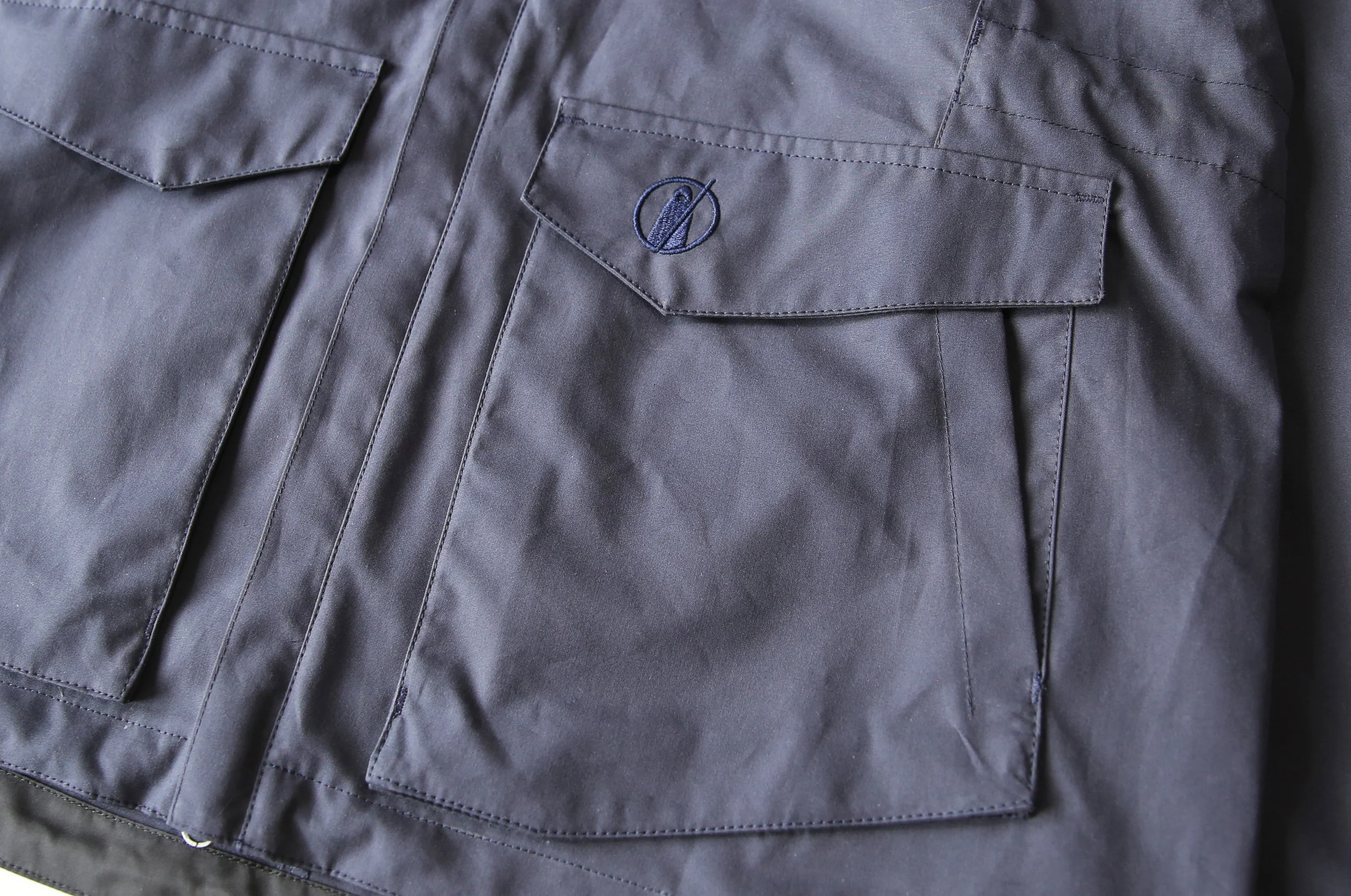 poutnik_tilak_armor65_ventilejacket_navy07.jpg