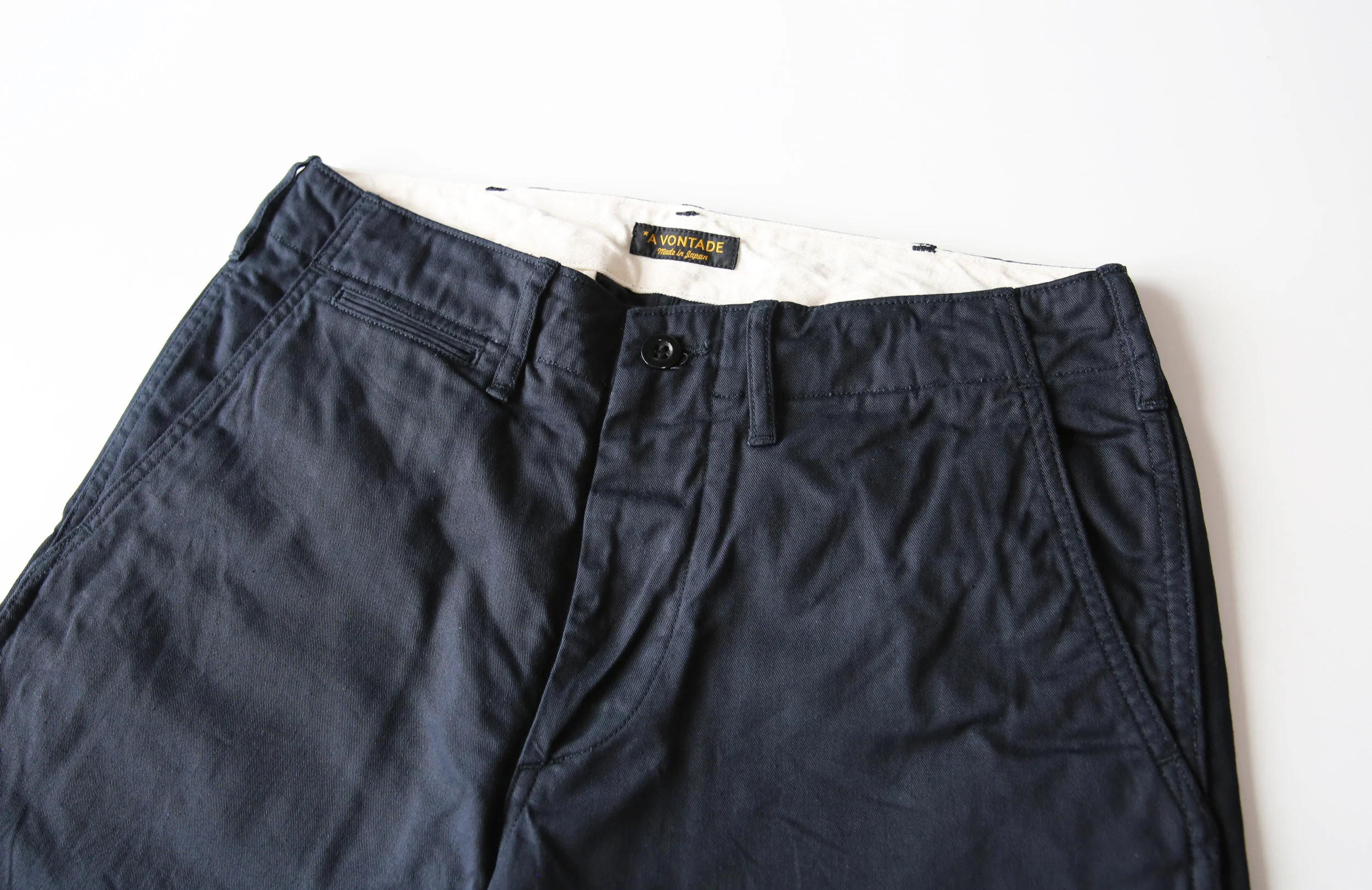 avontade_classicchino_trousers_navy04.jpg