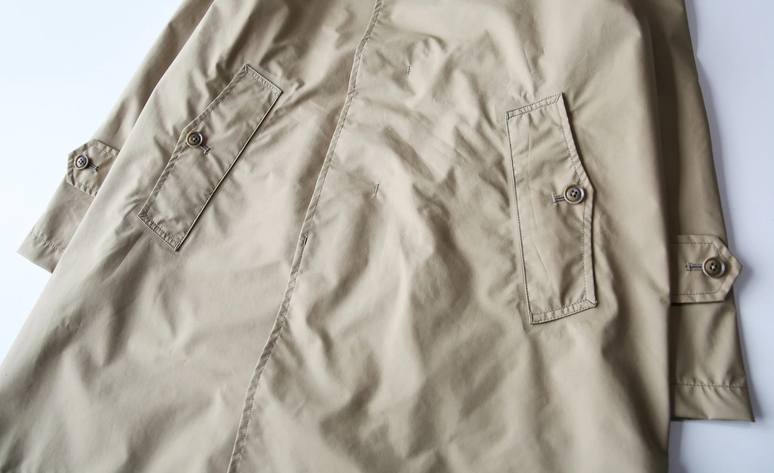 nanamica_goretex_soutiencollar_coat_beige10.jpg