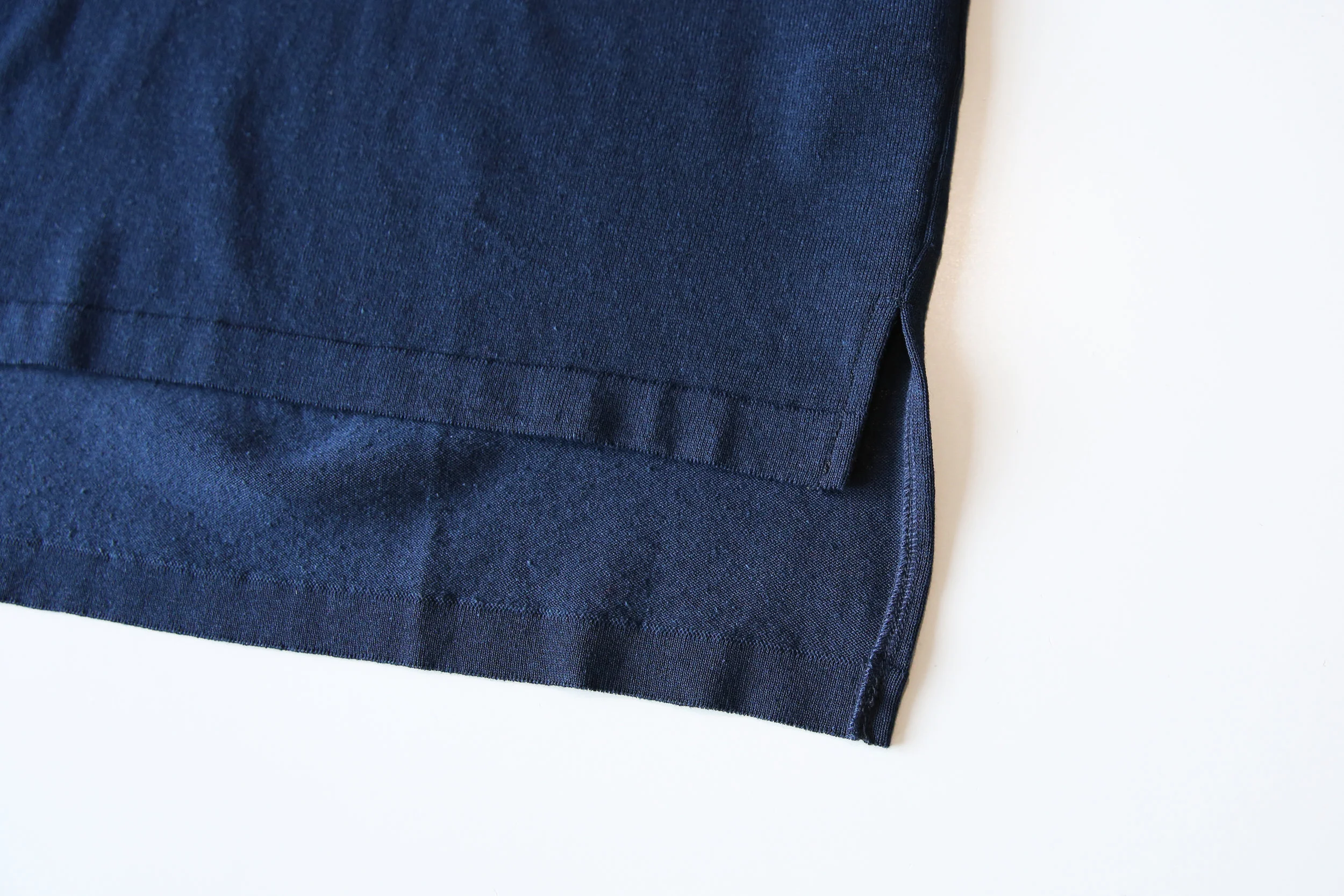 nanamica_hs_polosweater_navy05.jpg