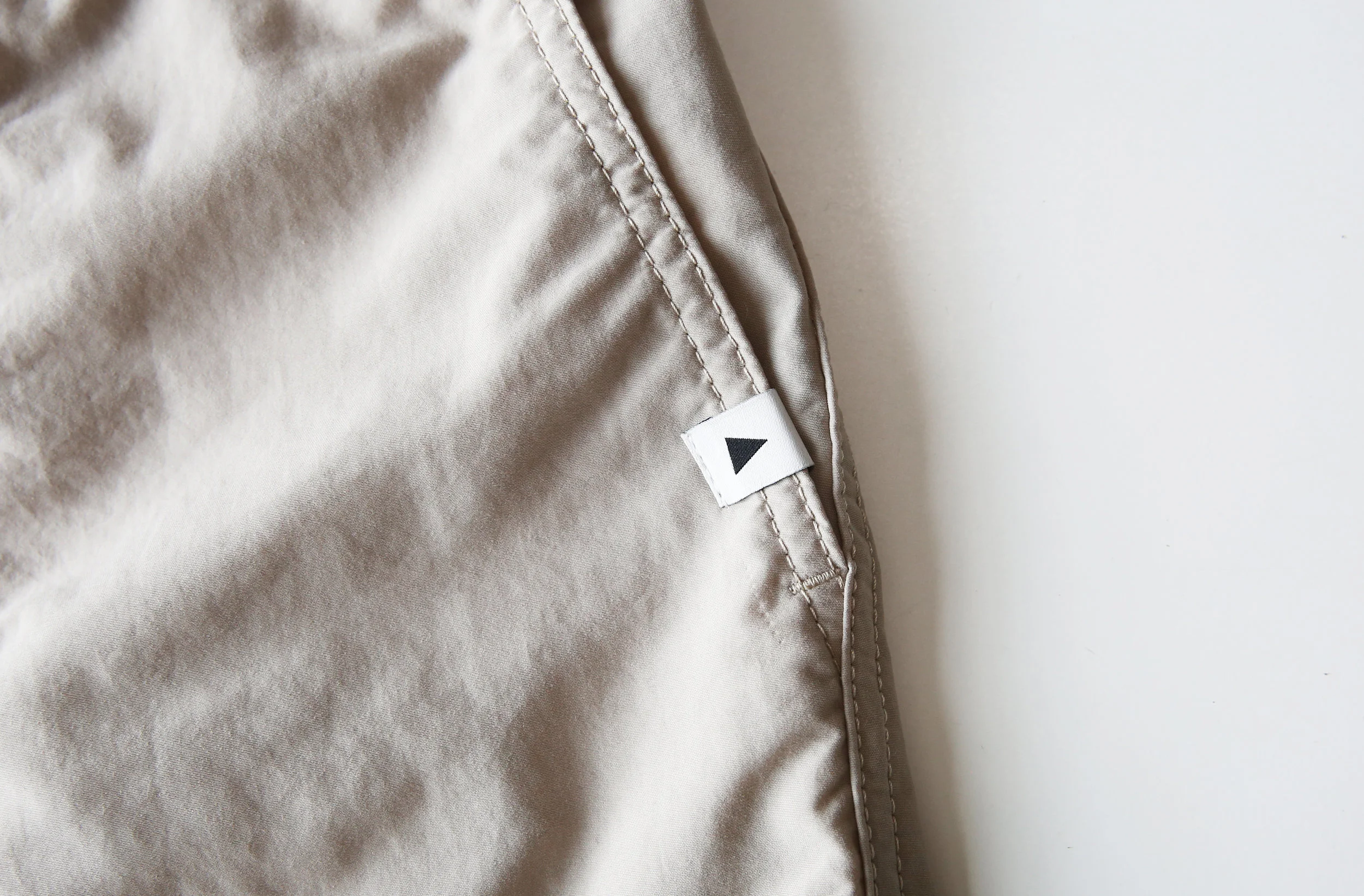andwander_nylon_climbingshorts_beige06.jpg