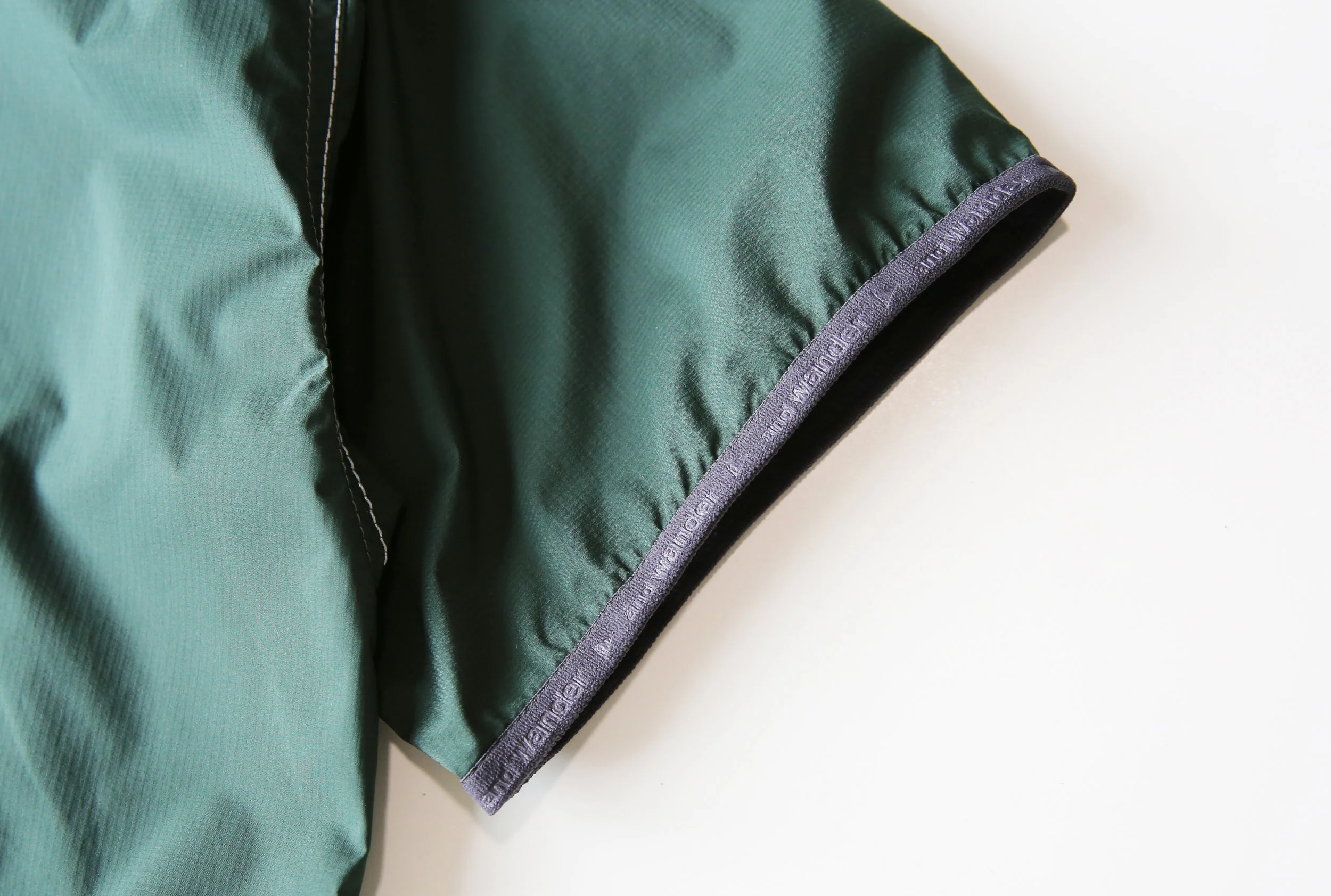 andwander_pertexwindtee_green03.jpg