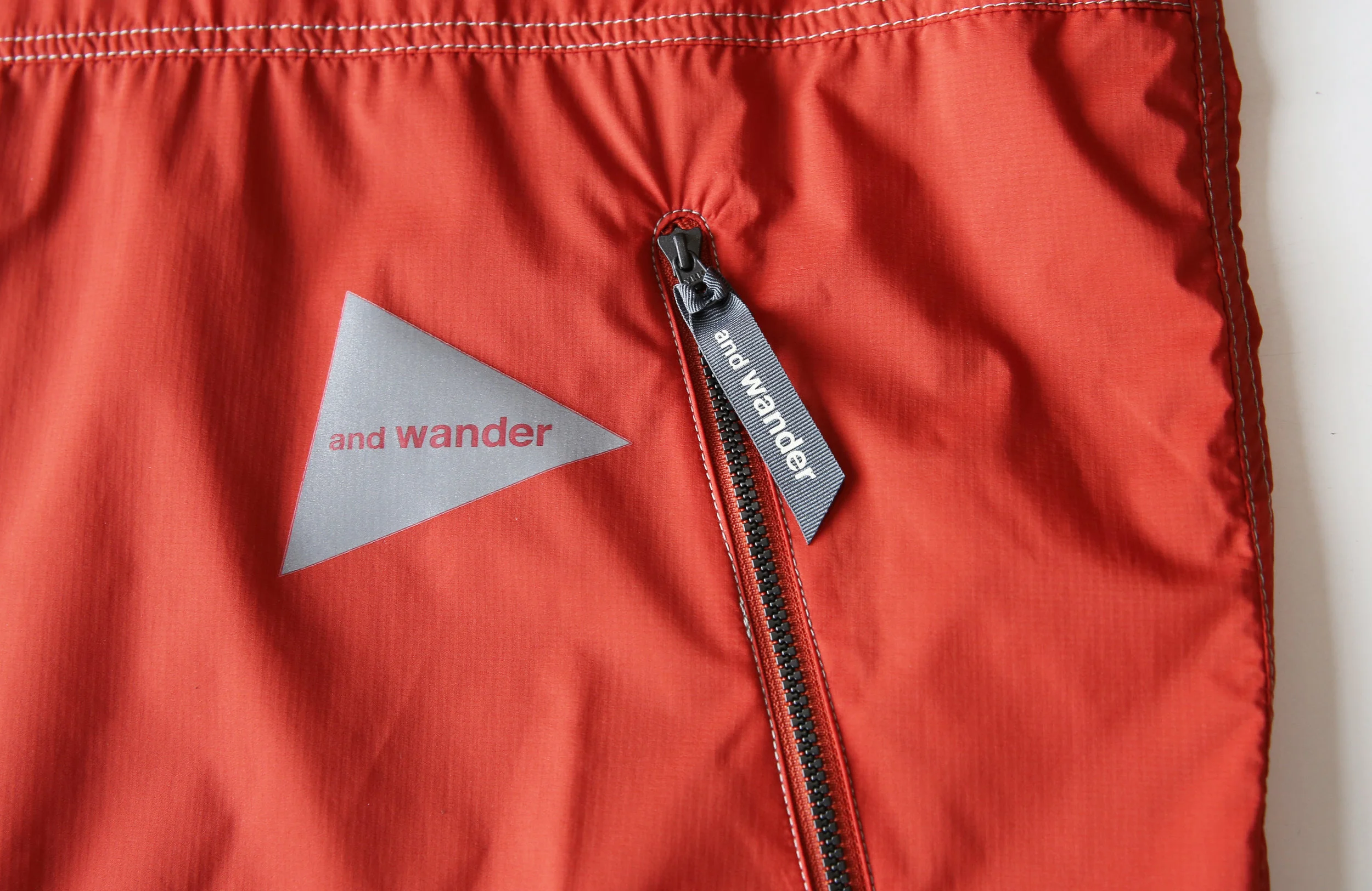 andwander_pertexwindtee_orange06.jpg