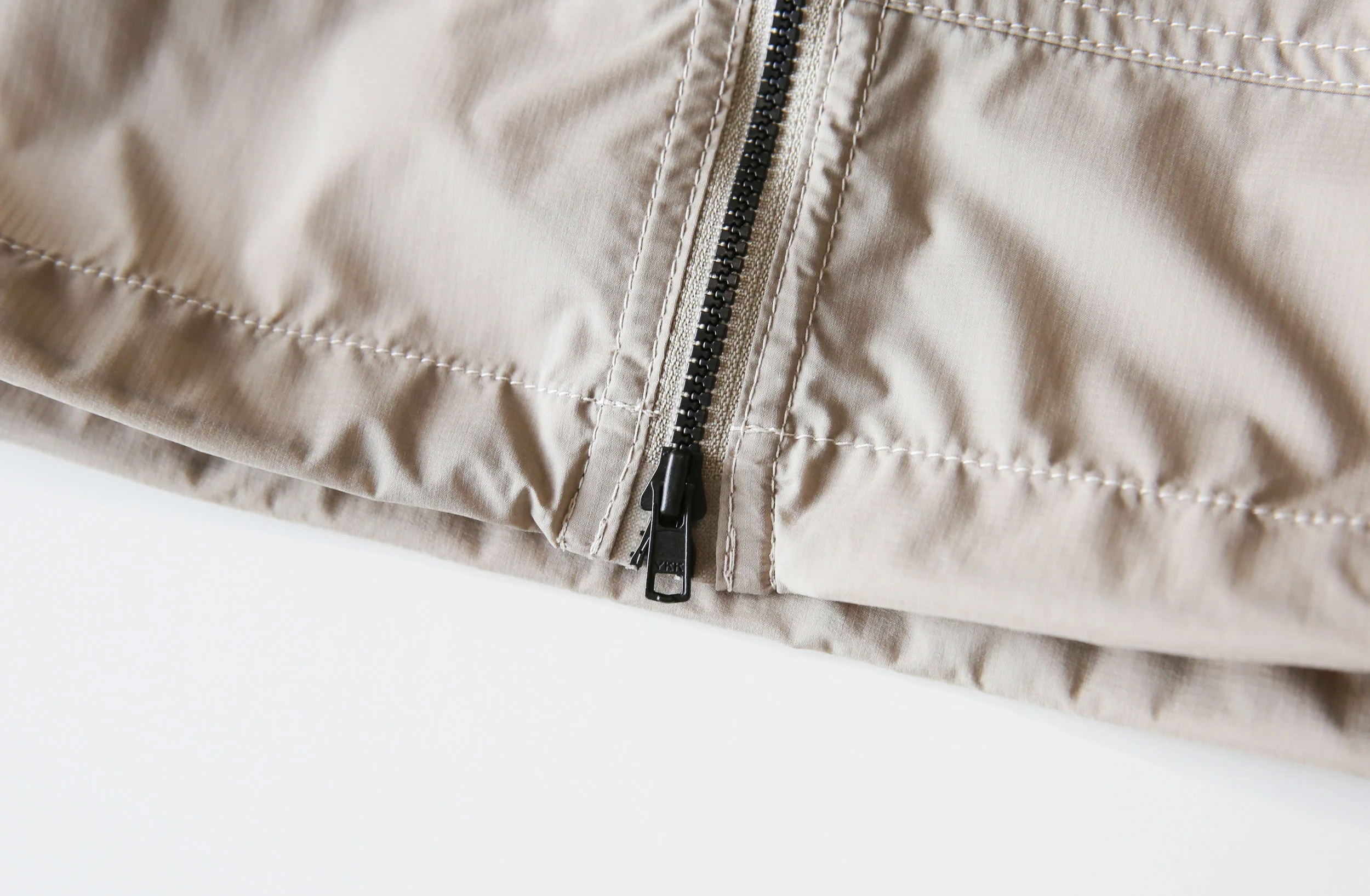 andwander_pertexwindjacket_beige09.jpg