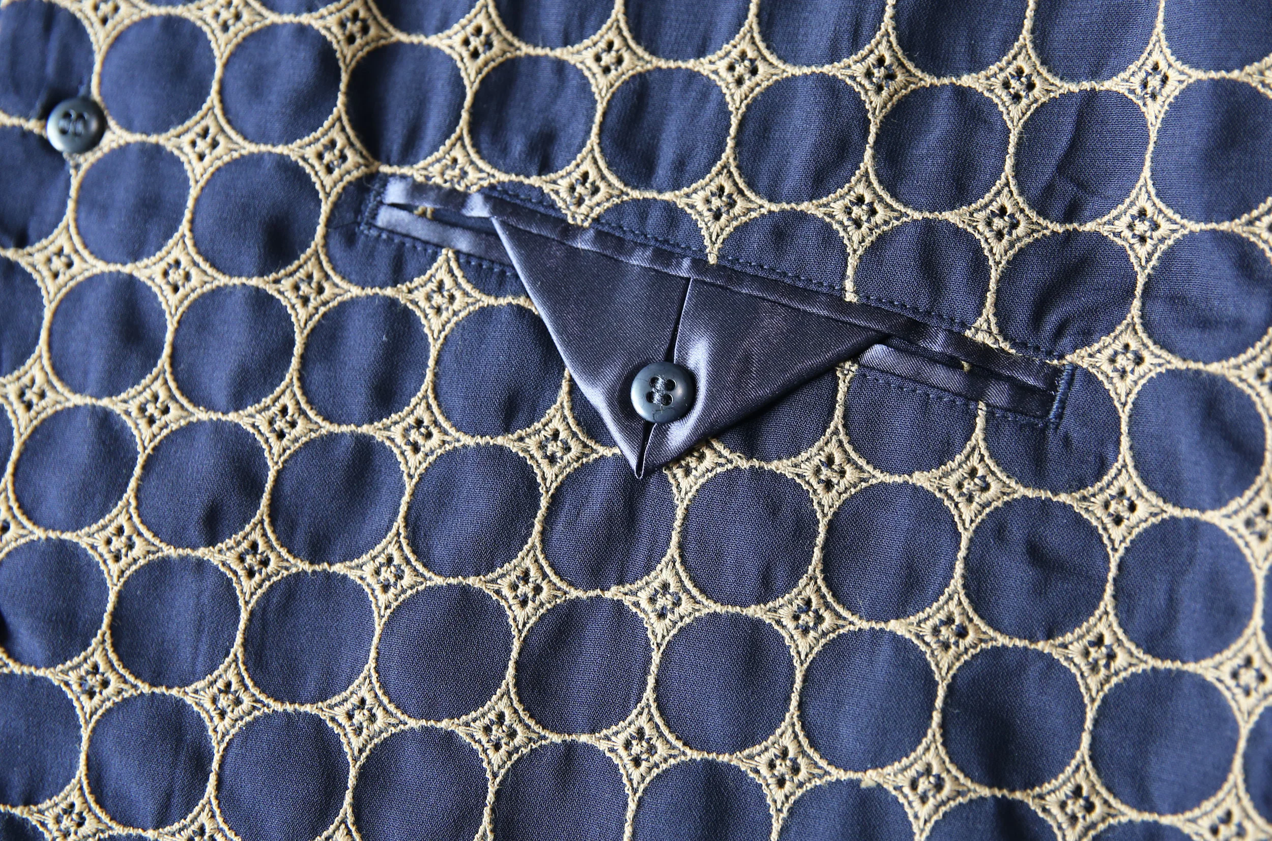 norbit_hiroshinozawa_circleemblemshirt_navy06.jpg